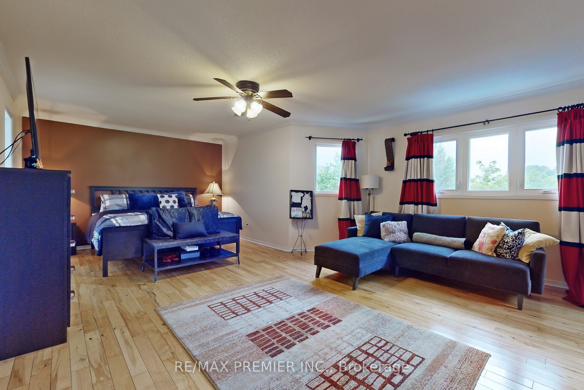 43 Attridge Dr