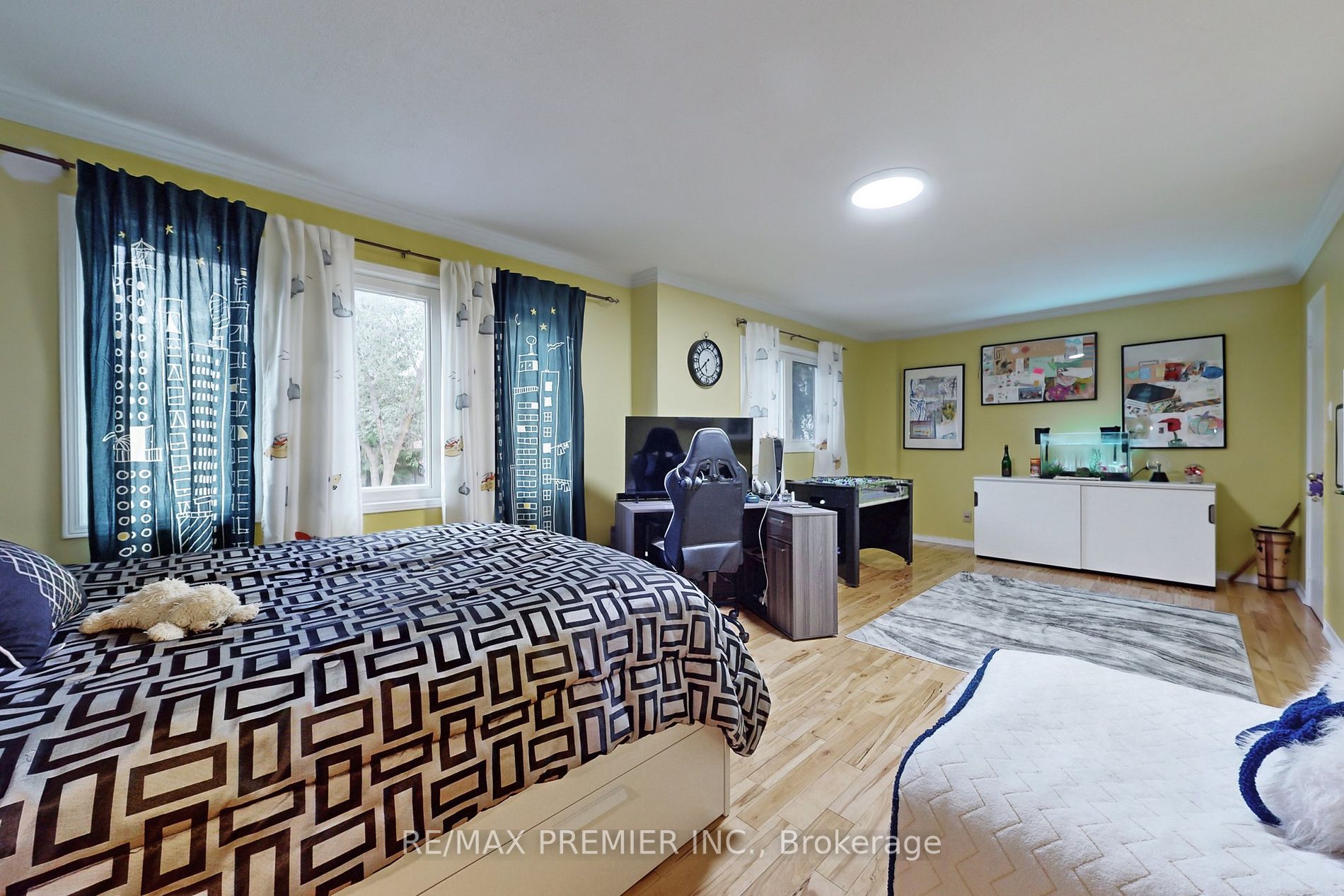 43 Attridge Dr