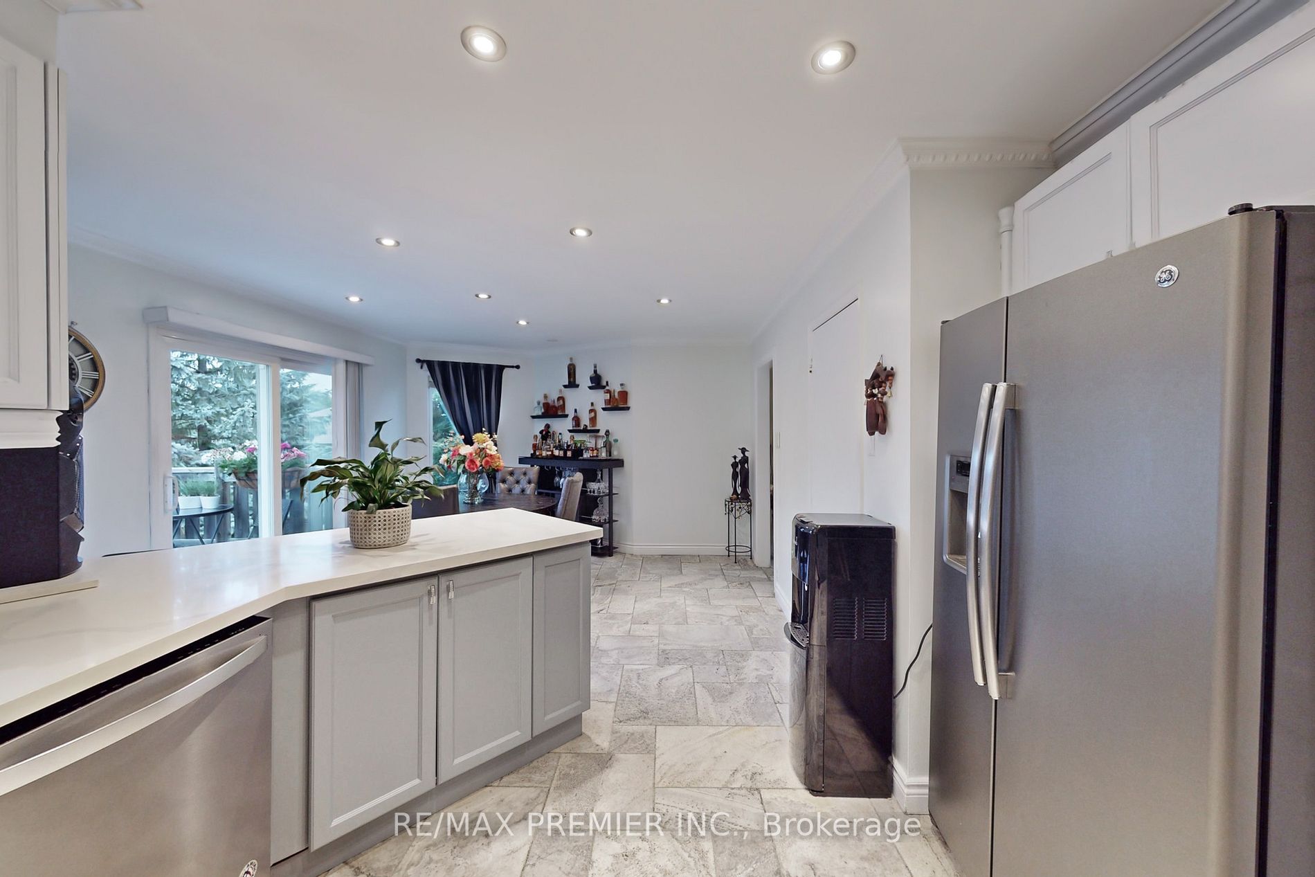 43 Attridge Dr
