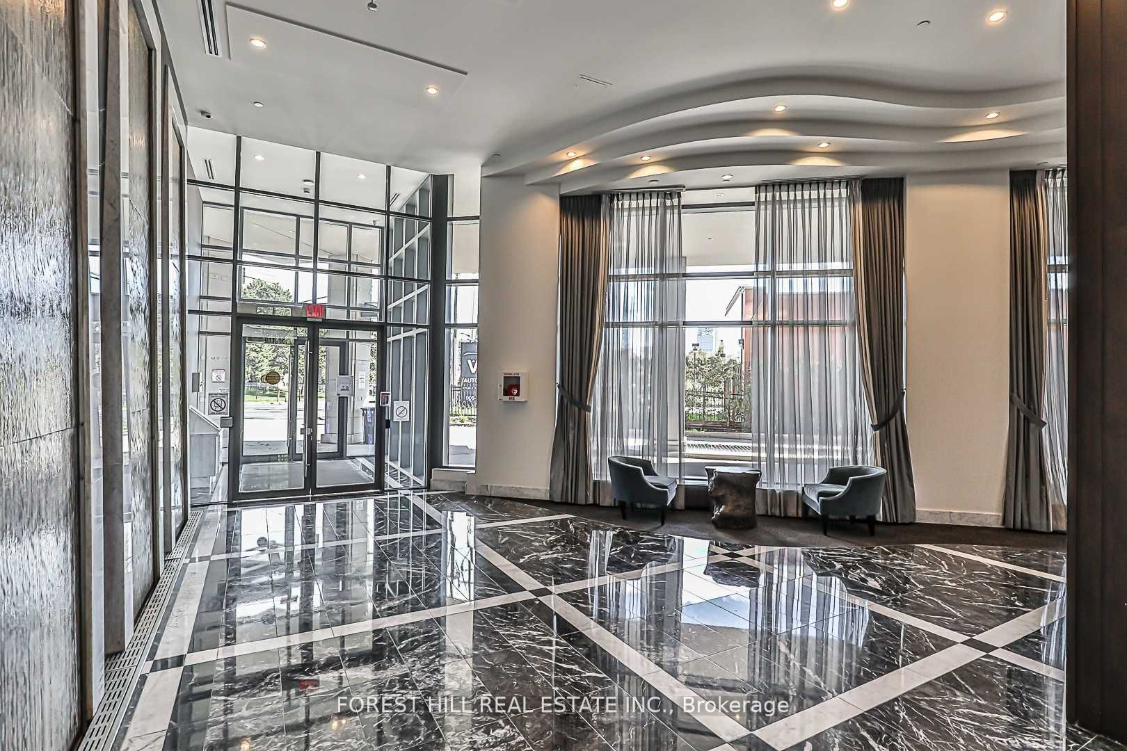 7608 Yonge St, #613