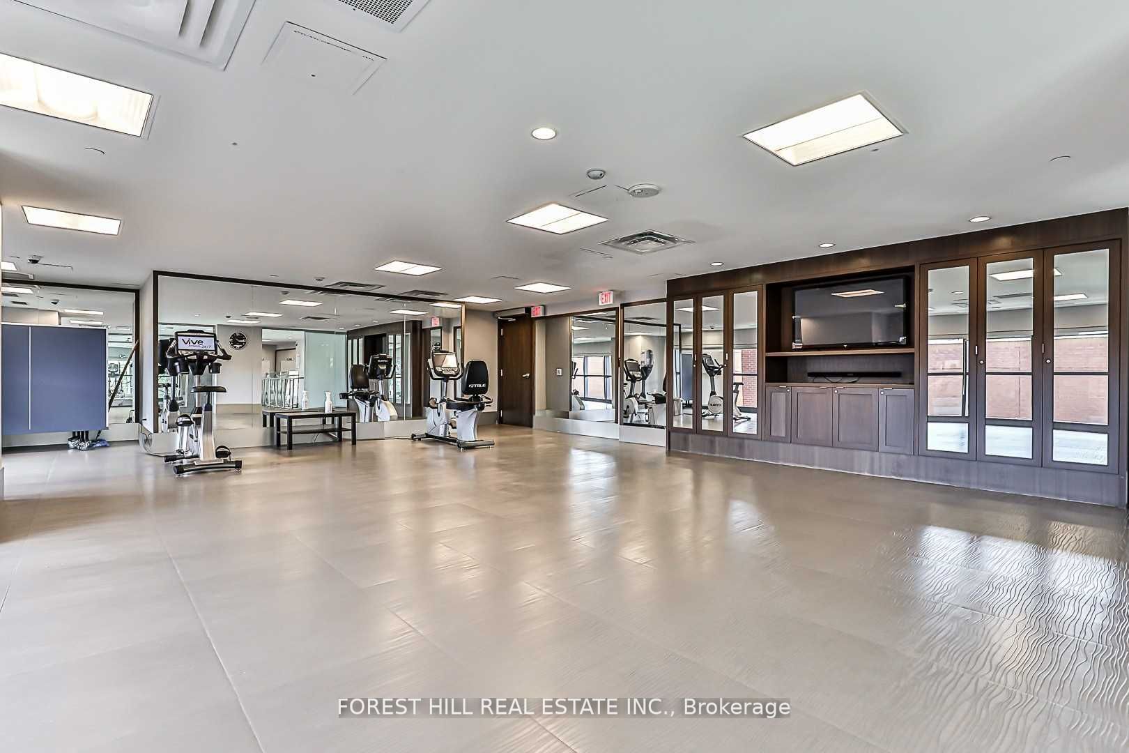 7608 Yonge St, #613