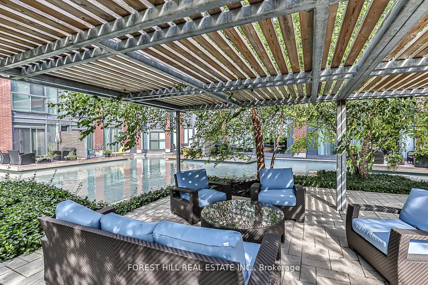 7608 Yonge St, #613