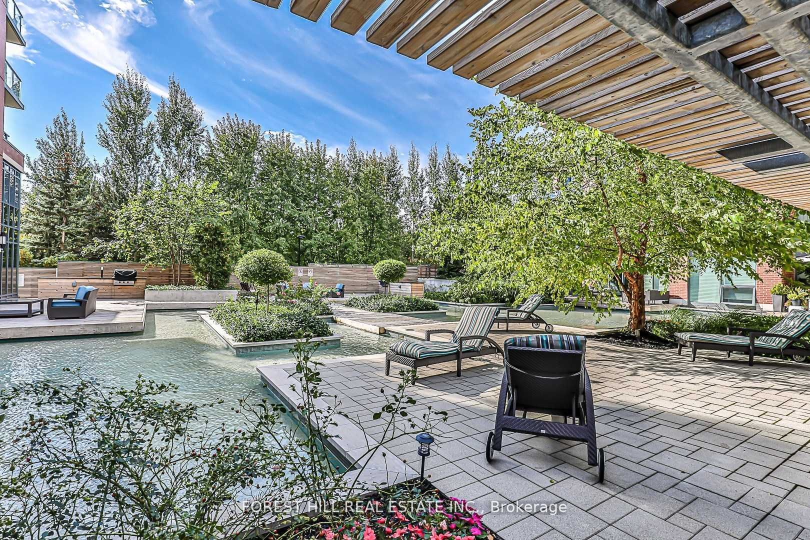 7608 Yonge St, #613