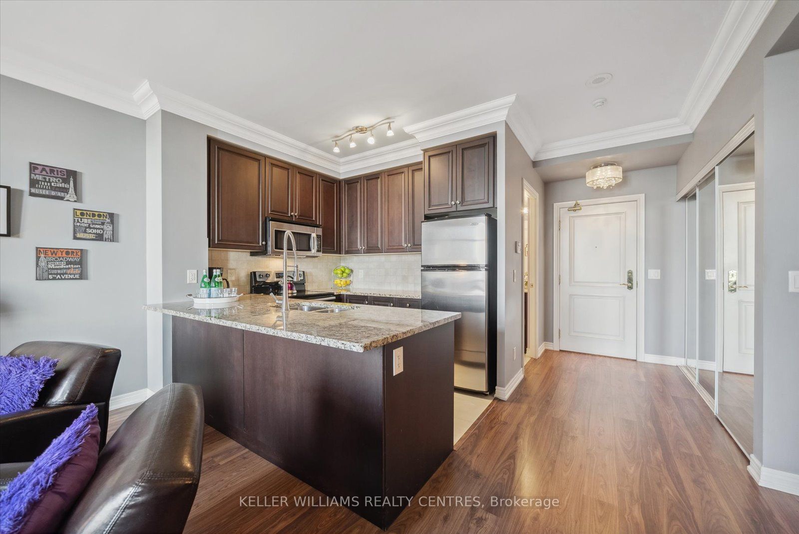 9245 Jane Street, #1601