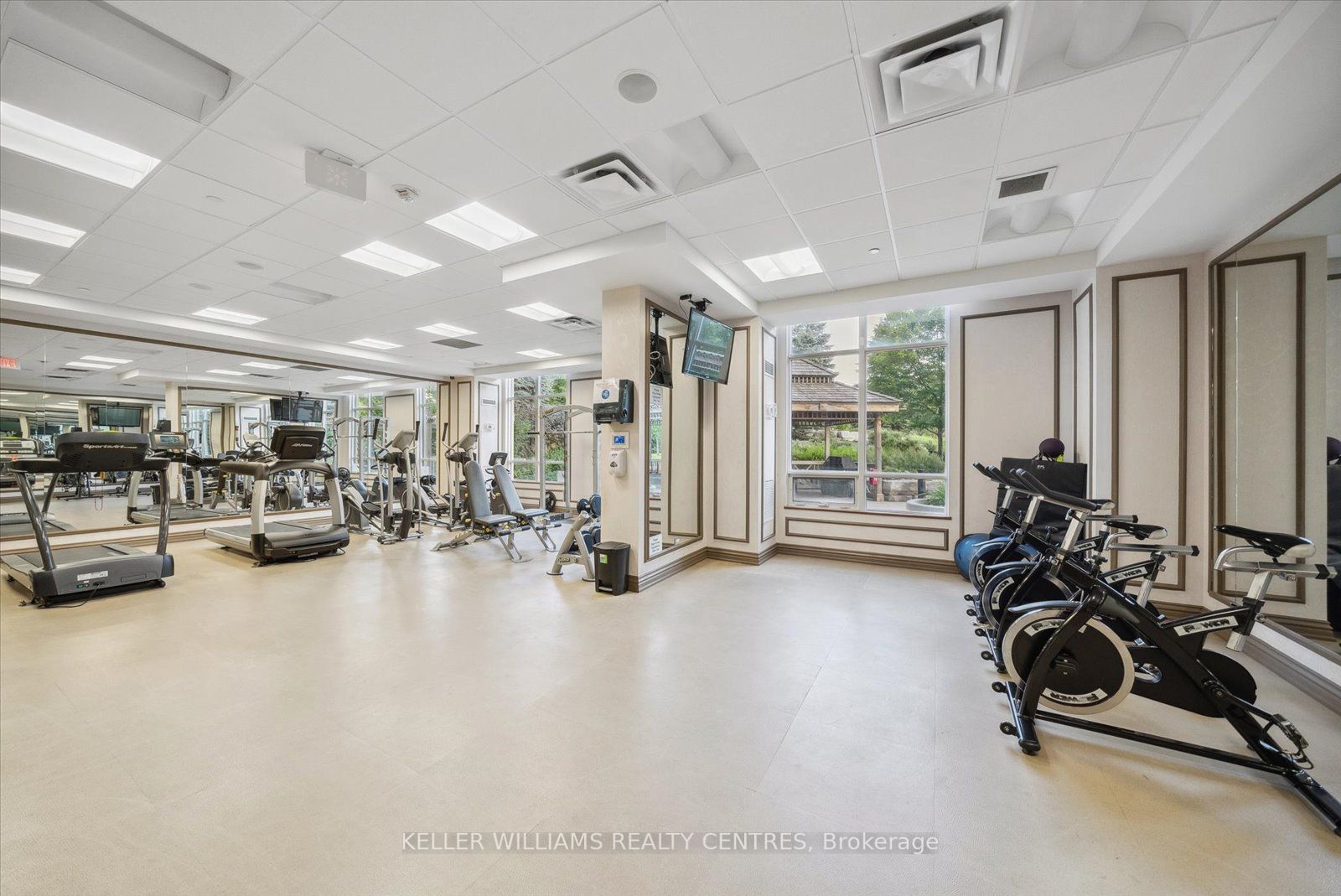 9245 Jane Street, #1601