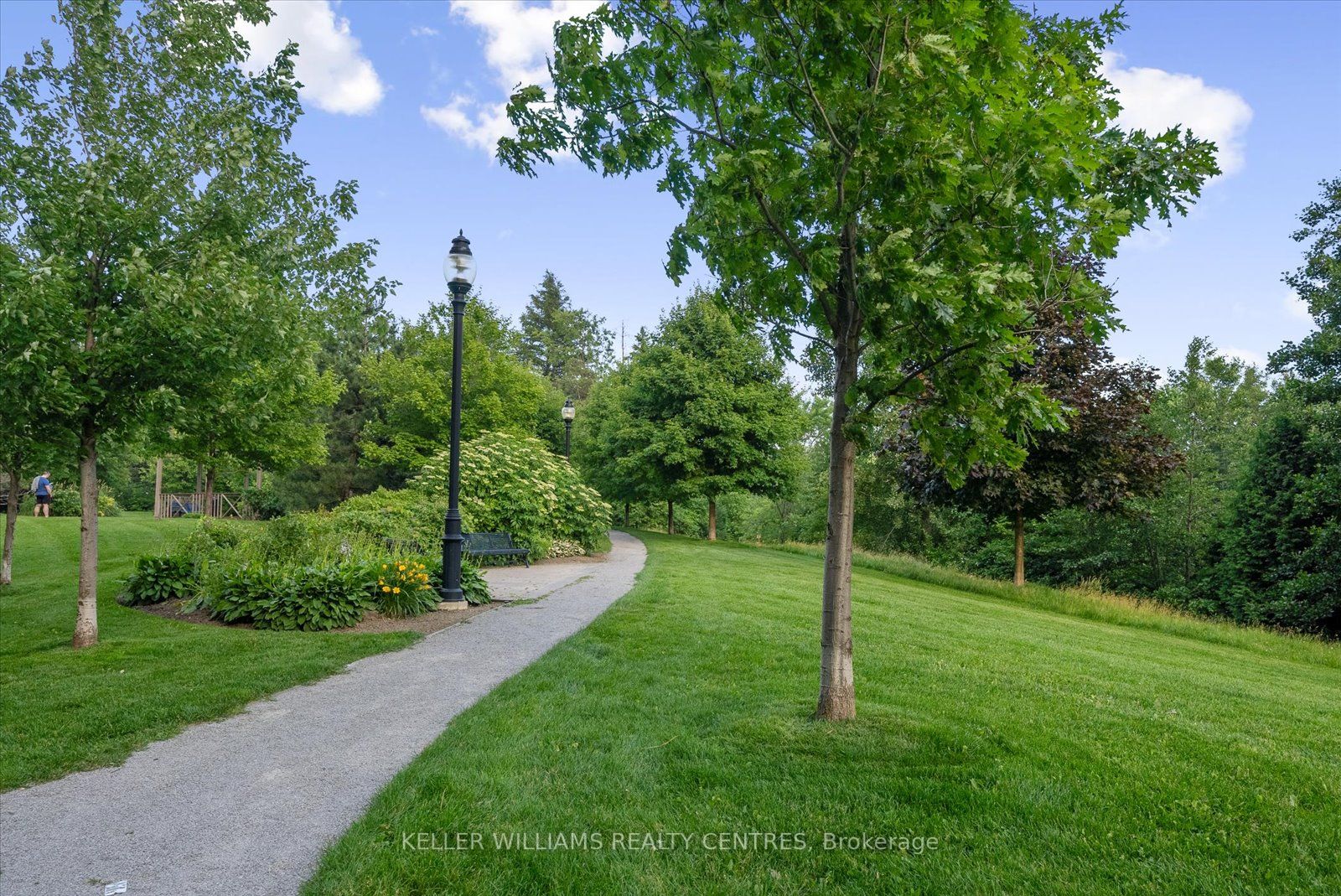 9245 Jane Street, #1601