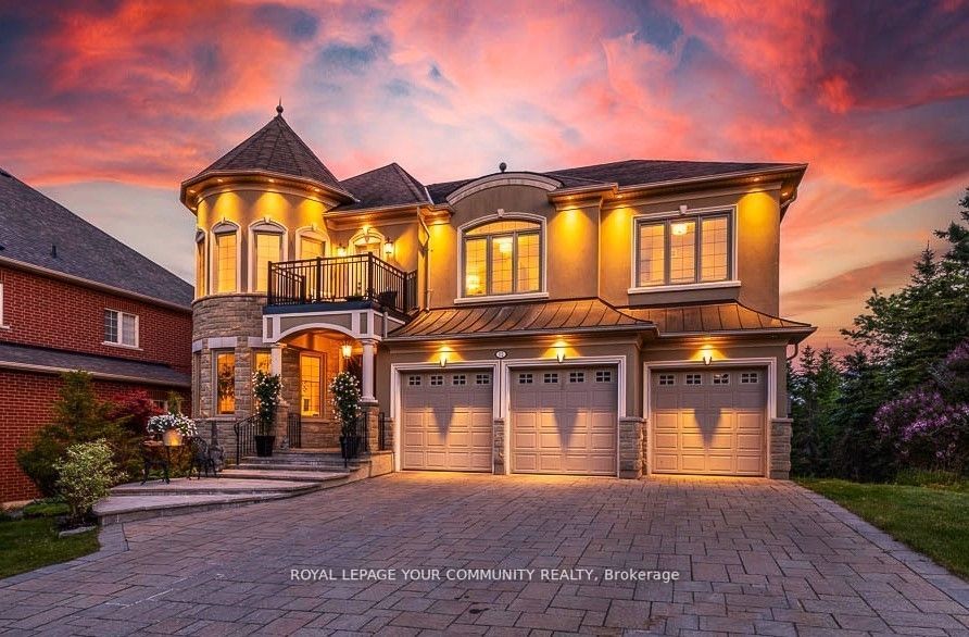 12 Royal Shamrock Crt
