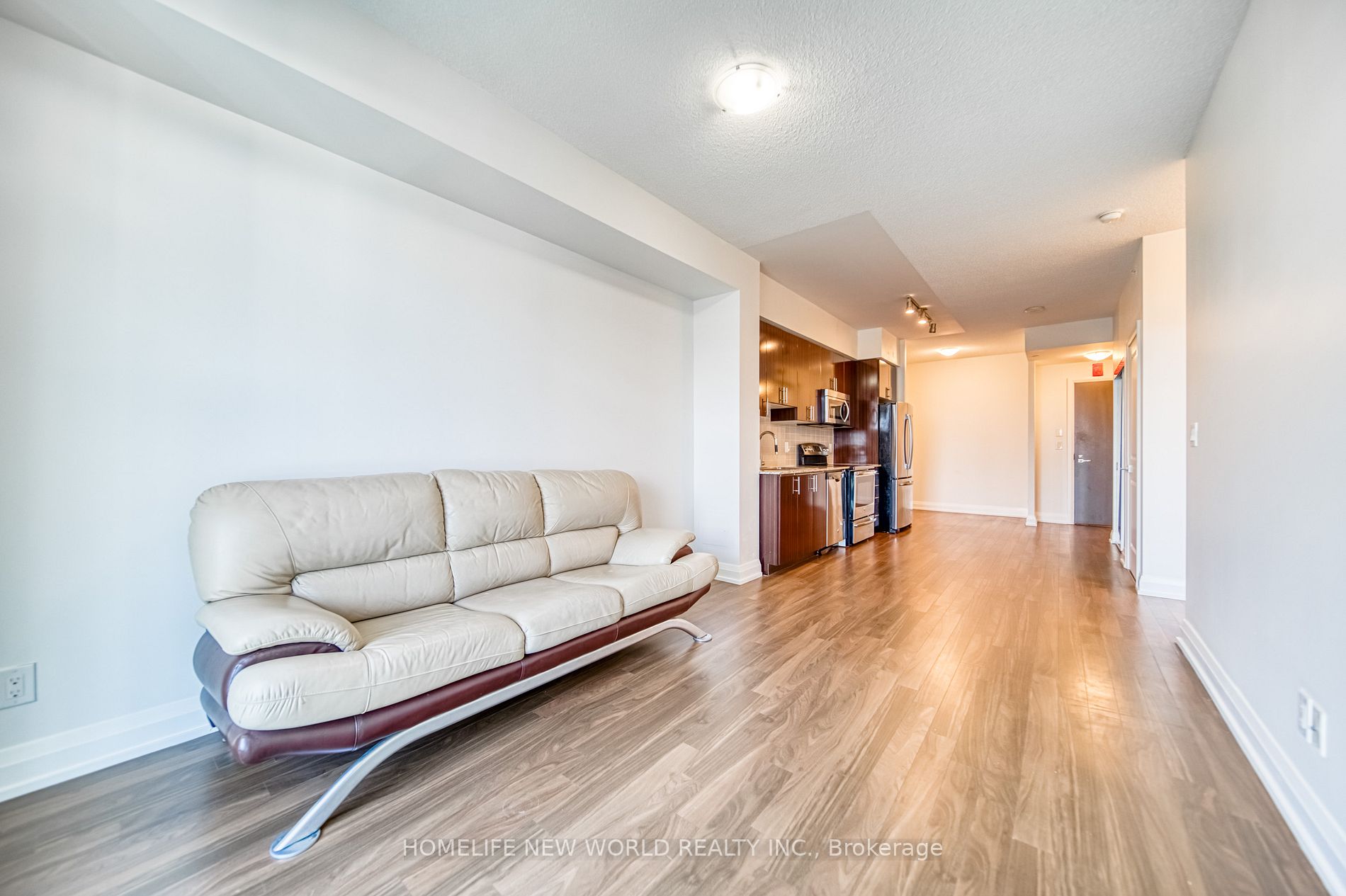 7171 Yonge Street, #2706