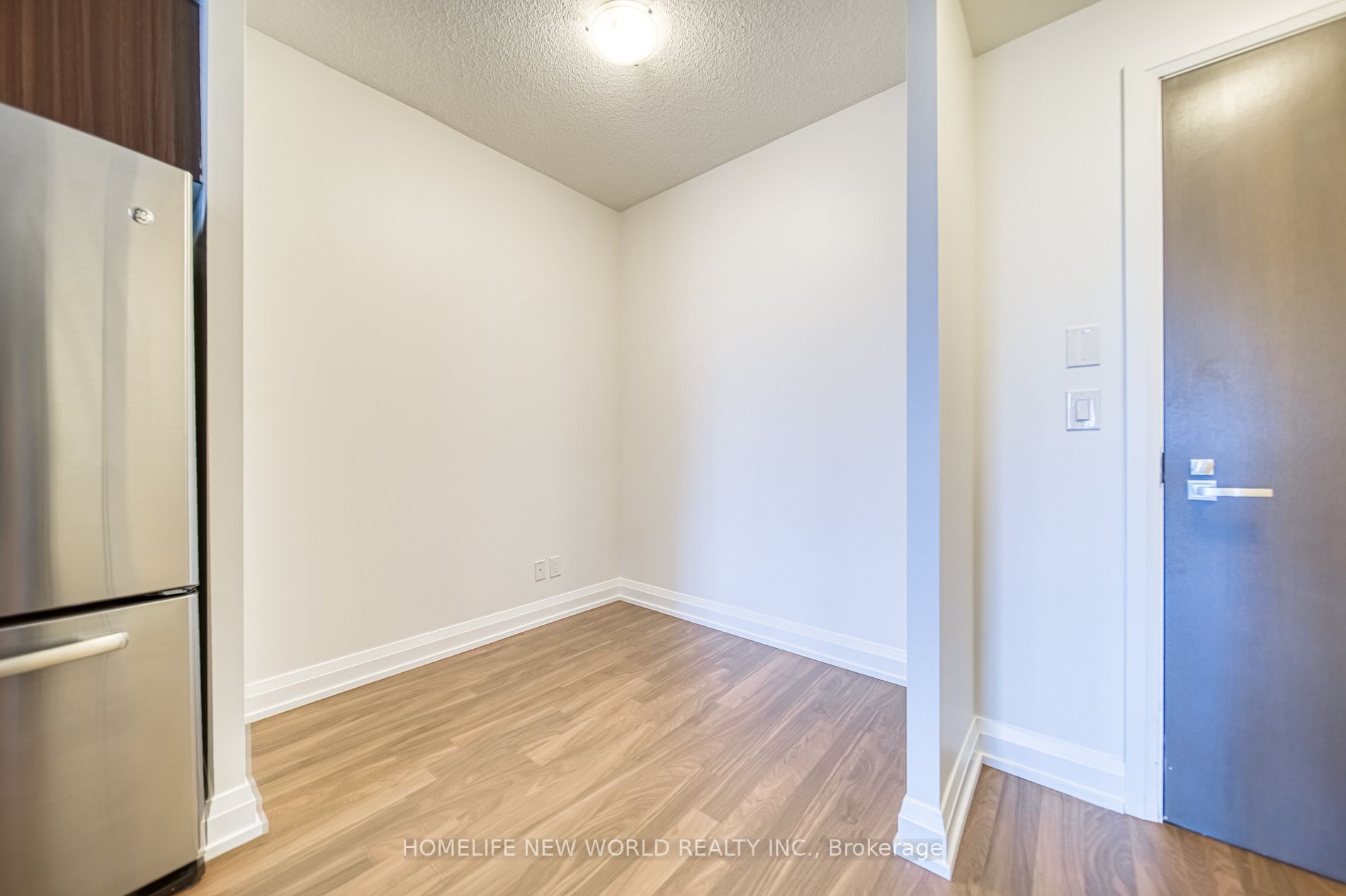 7171 Yonge Street, #2706
