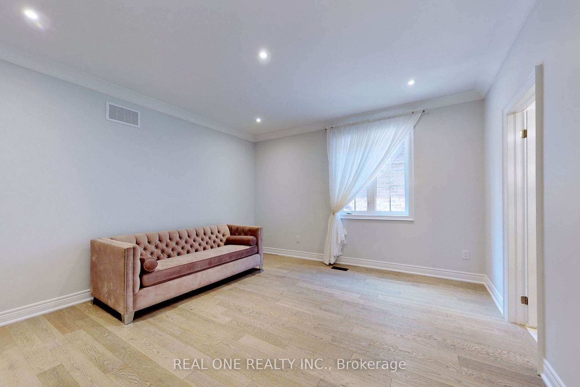 42 Foley Cres