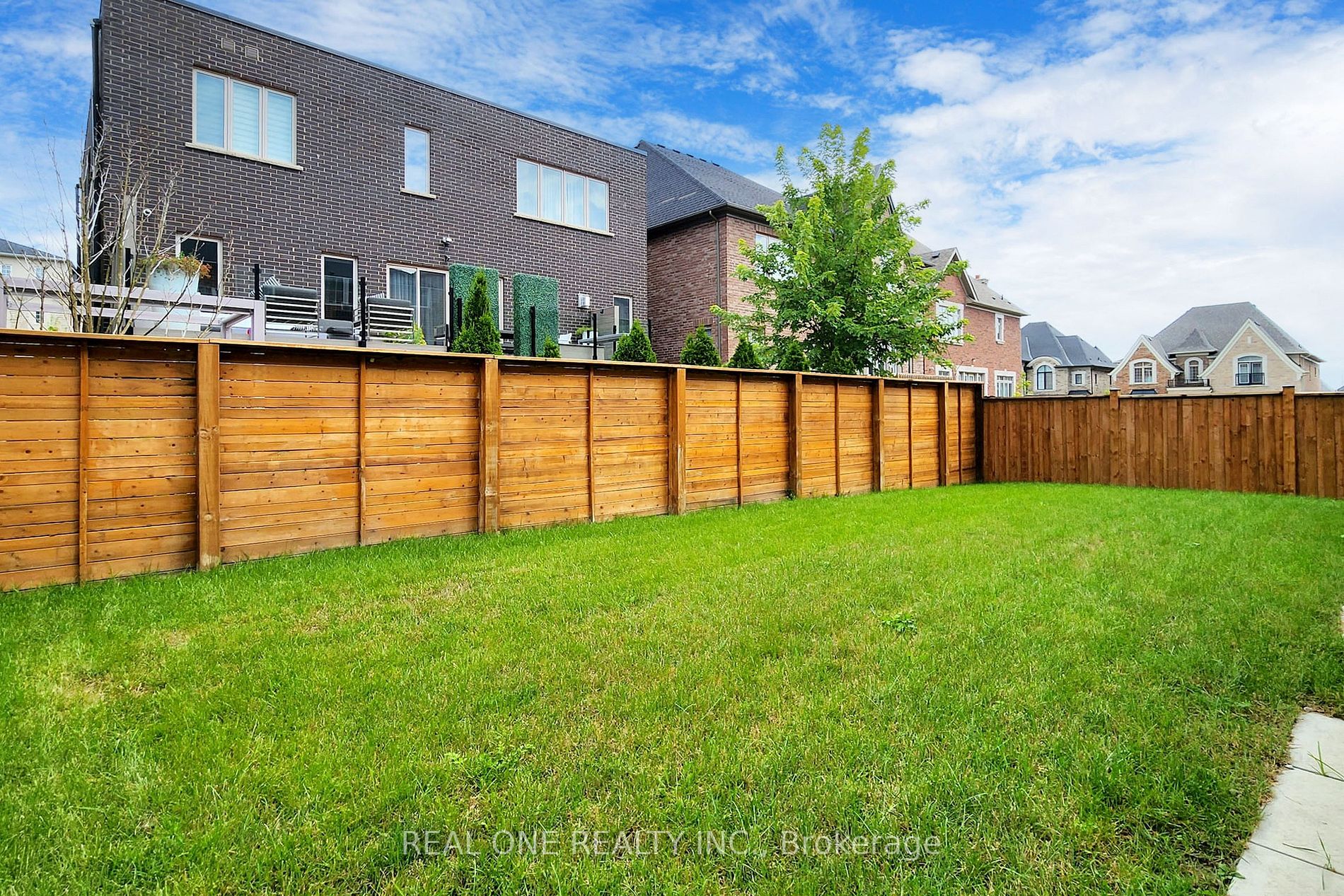 42 Foley Cres