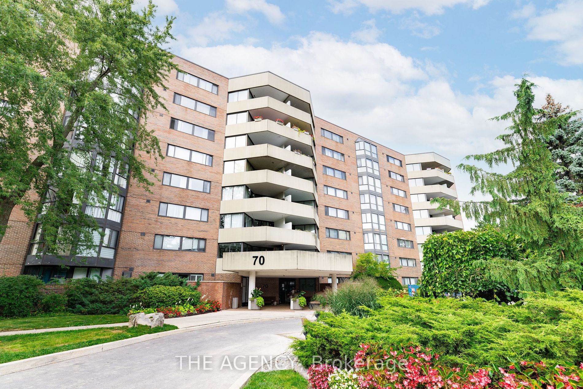 70 Baif Boulevard, #602