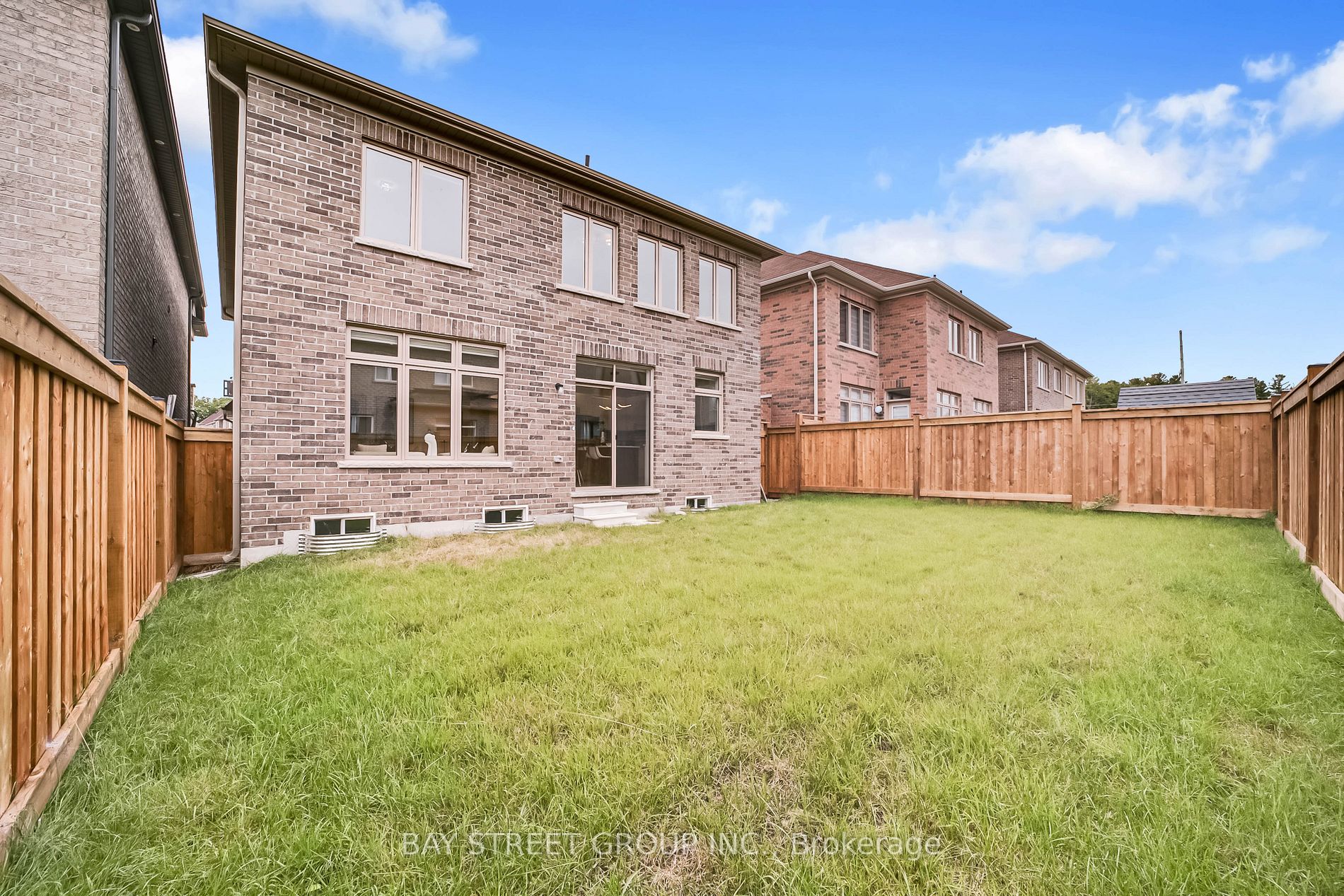 52 Prunella Cres
