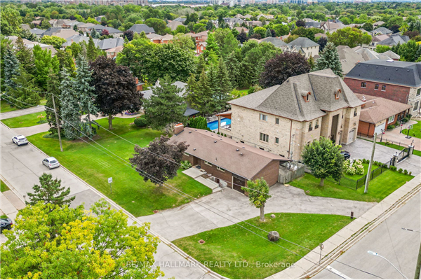 201 May Ave, Richmond Hill