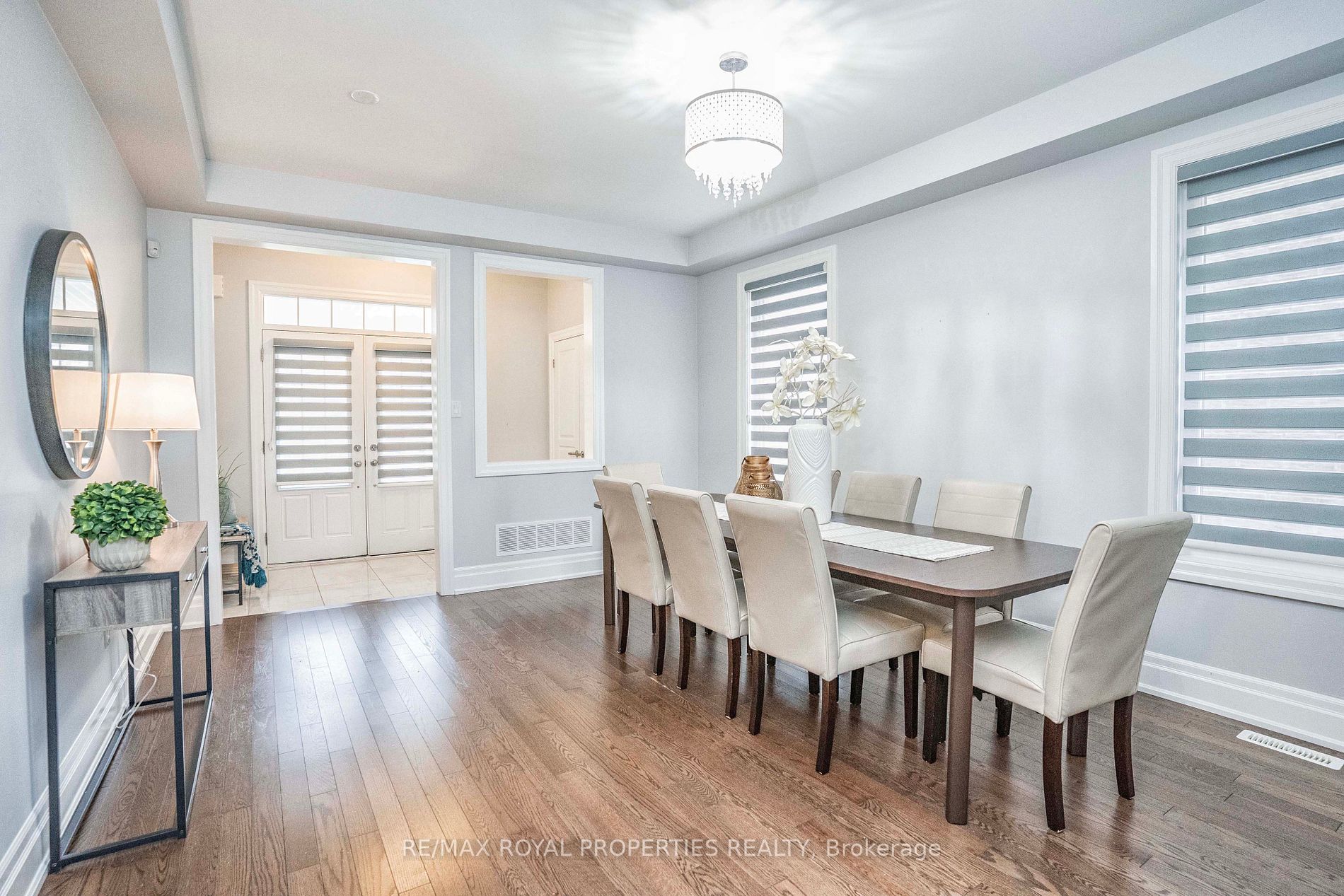 16 Mckay Ave