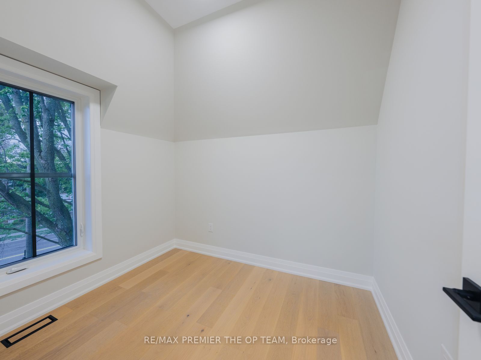 Listing N6807480 - Large Photo # 27