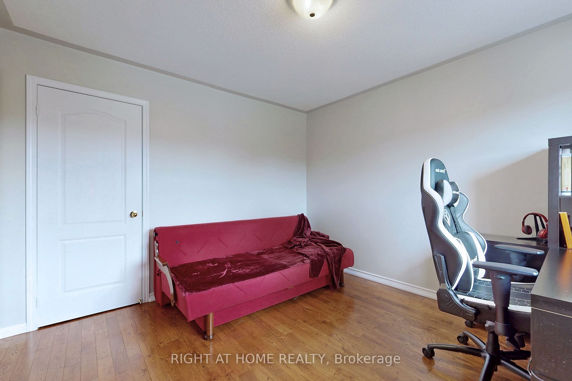 152 Dolce Cres