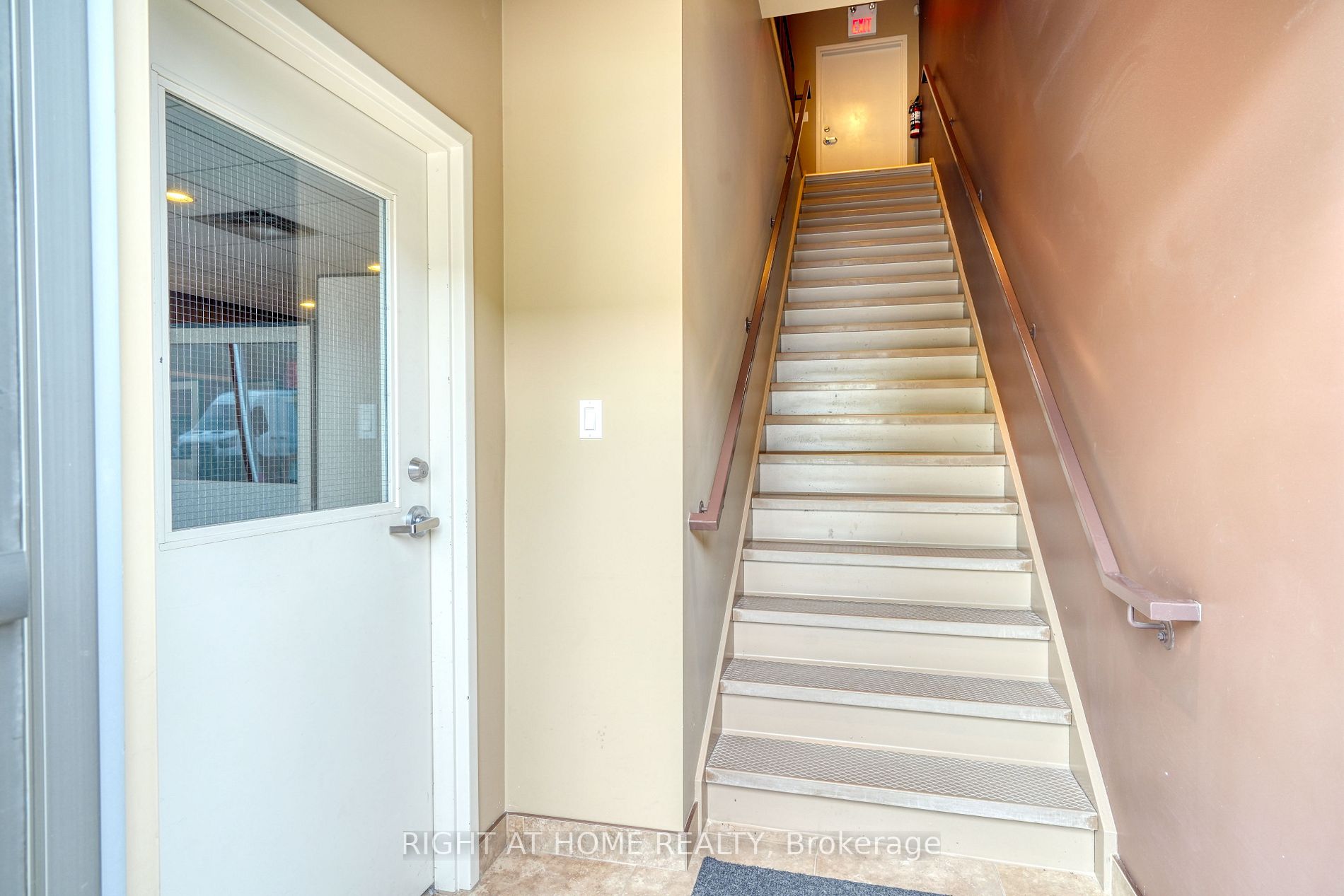 125 Don Hillock Dr, #14