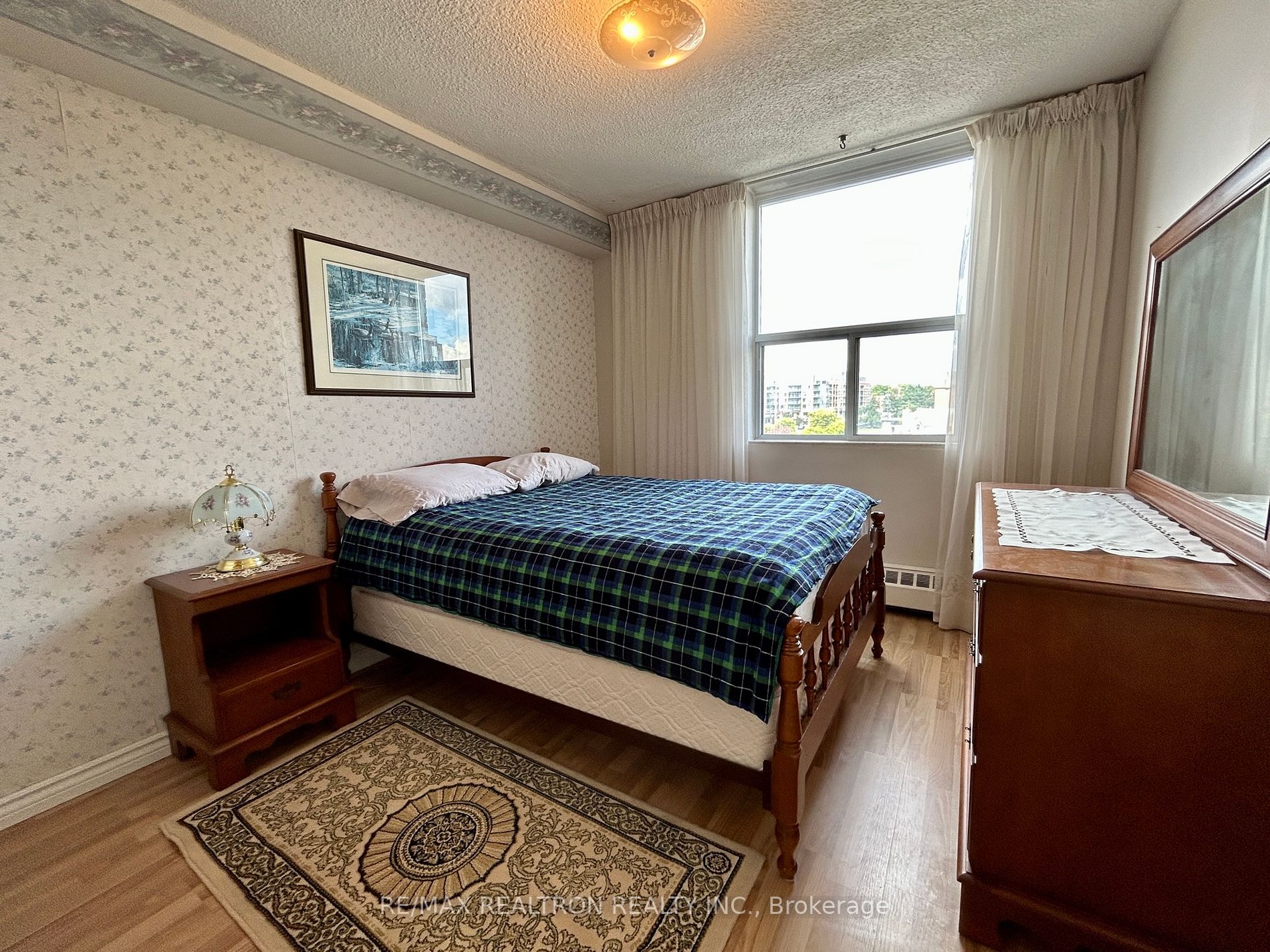 180 Dudley Ave, #408