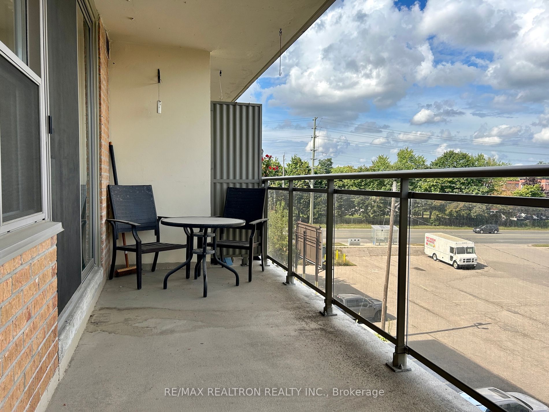 180 Dudley Ave, #408