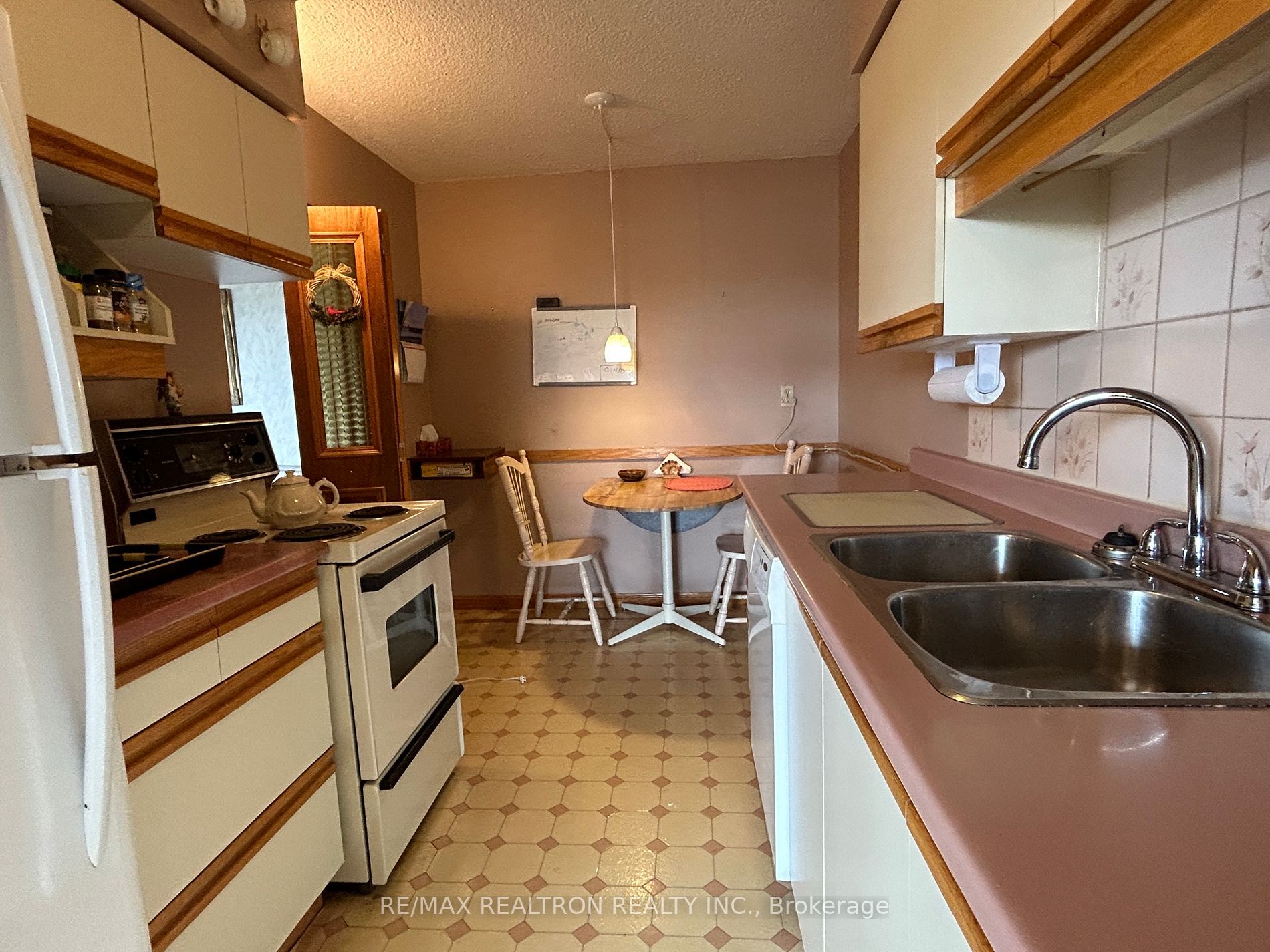 180 Dudley Ave, #408