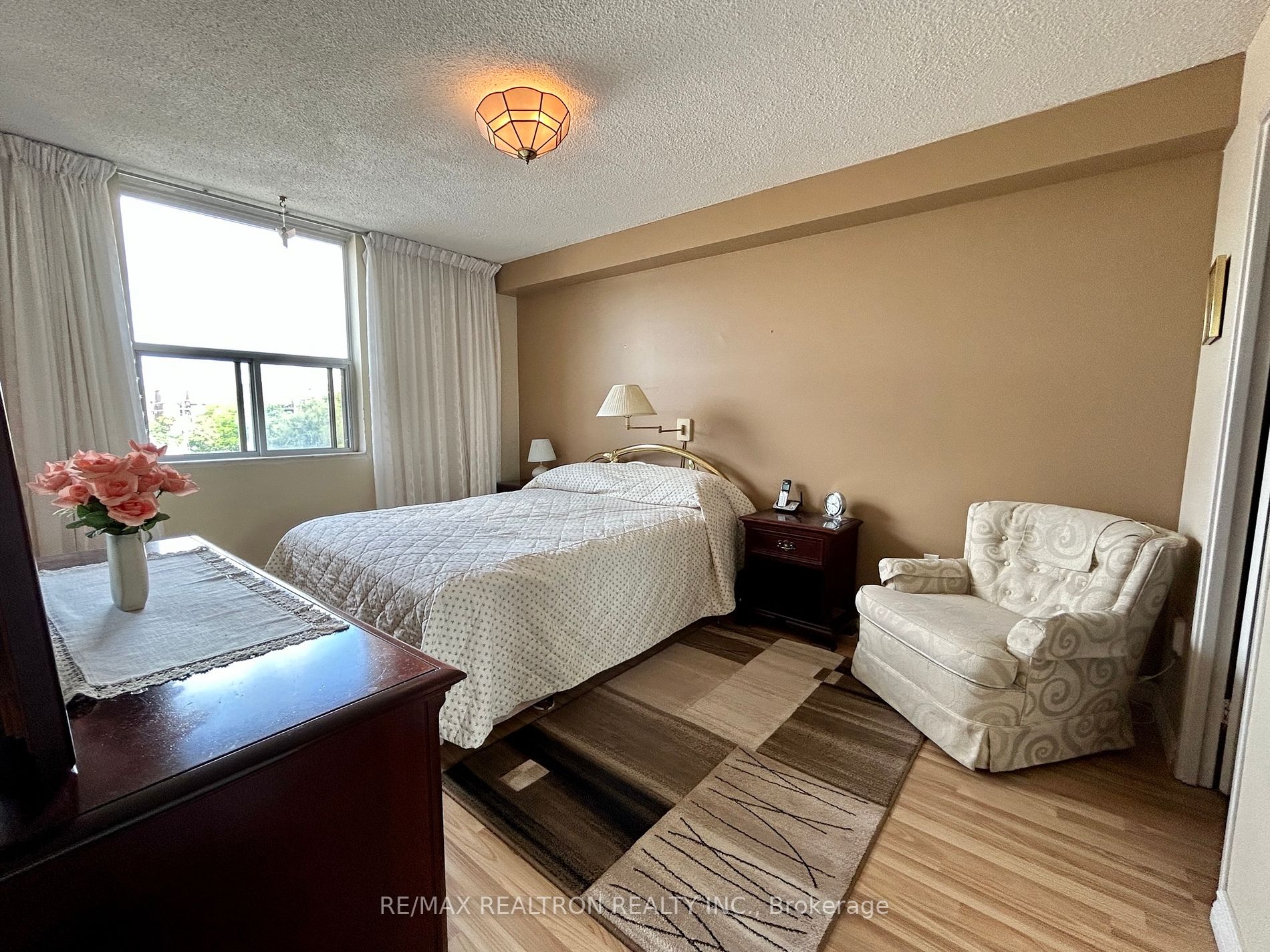 180 Dudley Ave, #408