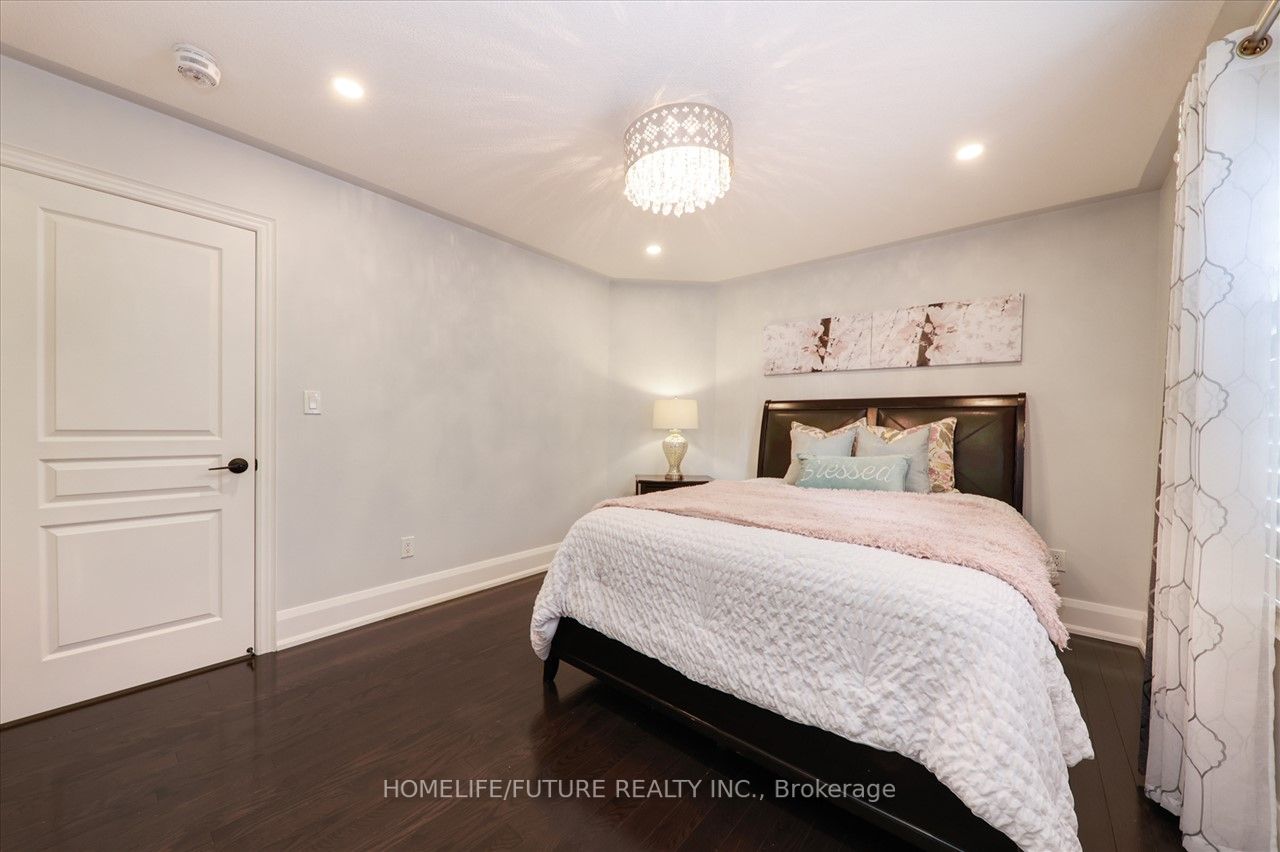 134 Beaconsfield Dr