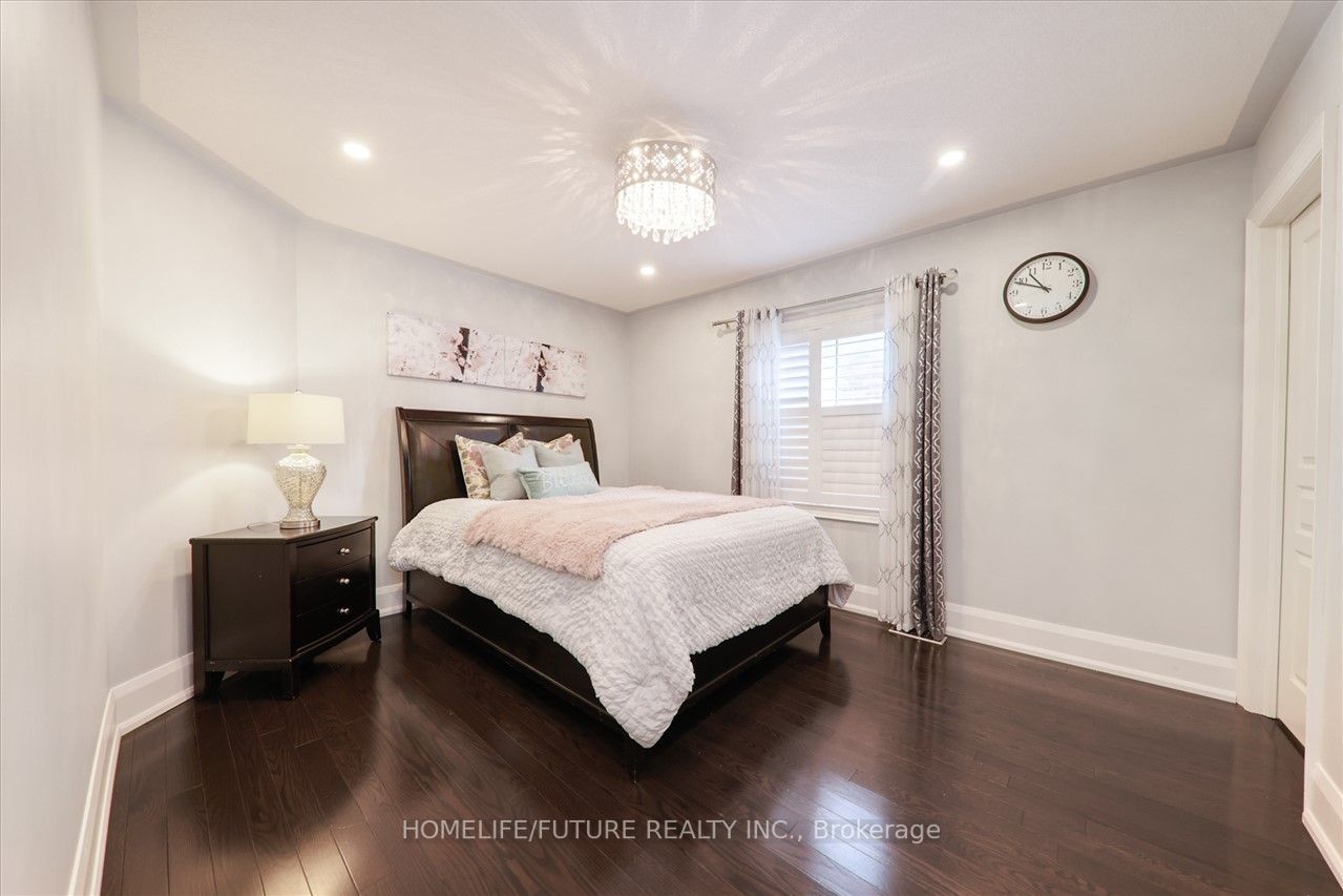 134 Beaconsfield Dr