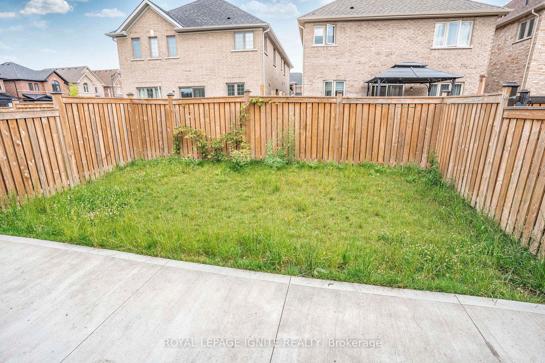 152 Milby Crescent