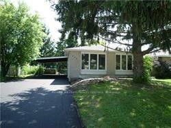746 Greenfield Cres, #Lower