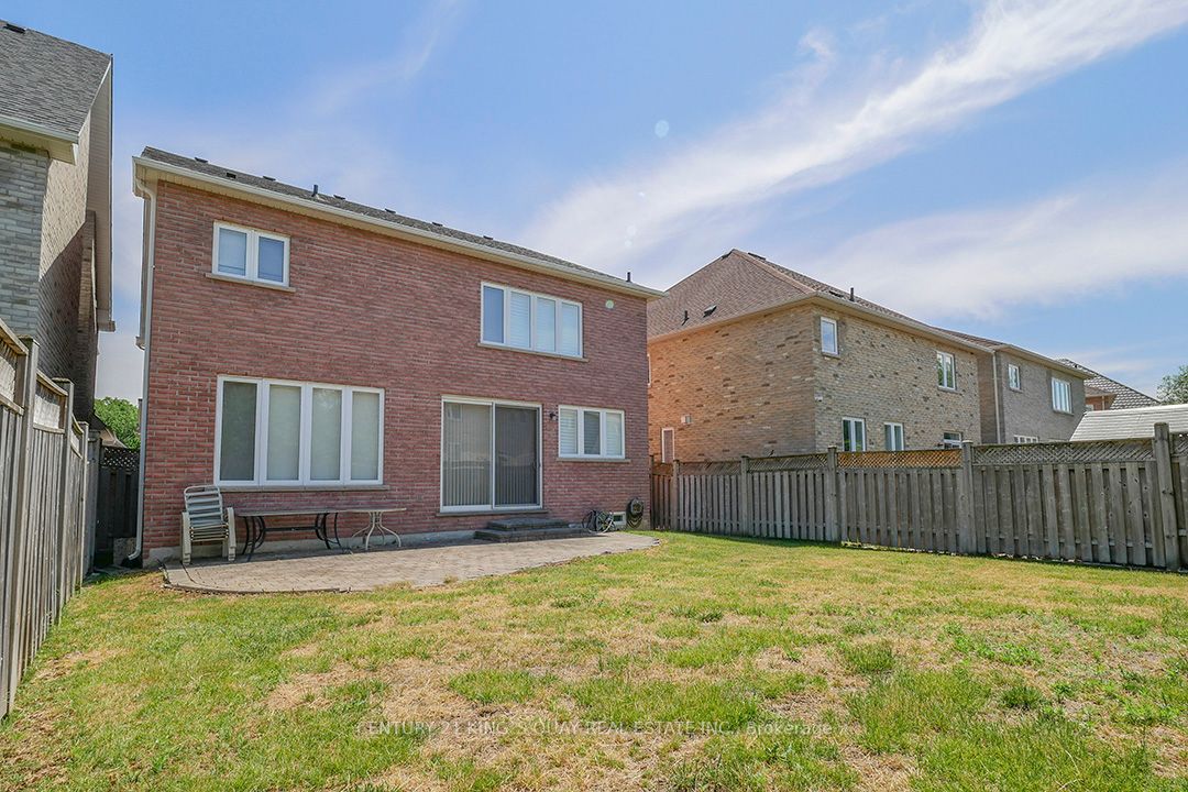50 Castleglen Blvd