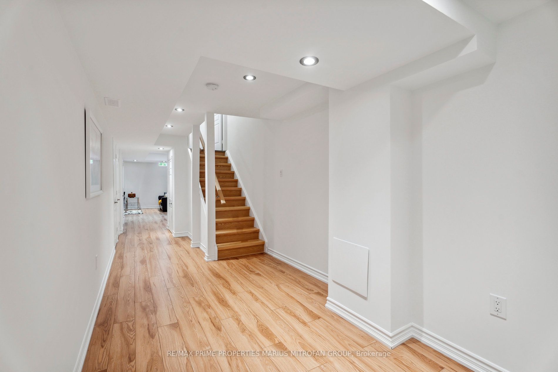 80 Barr Crescent