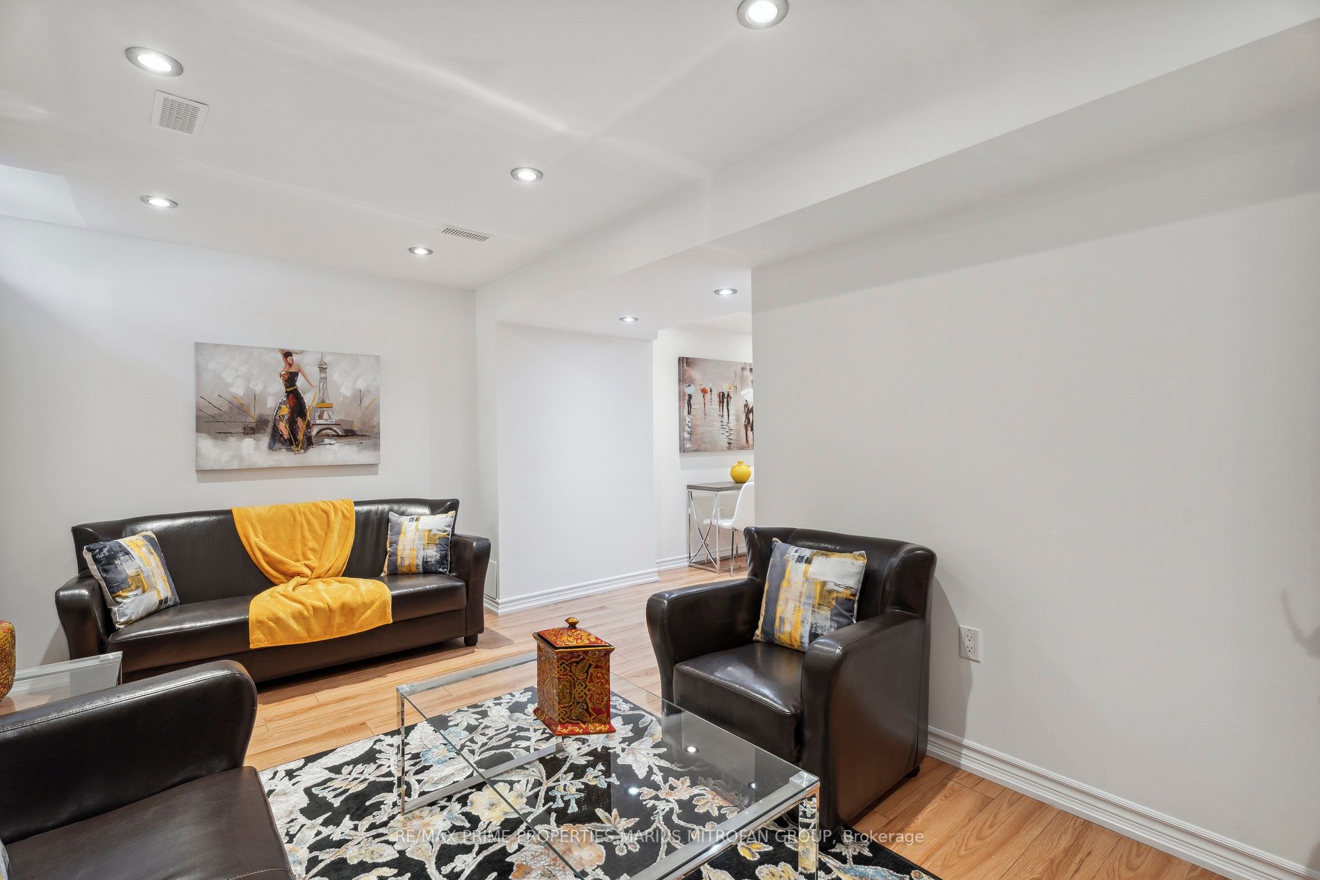 80 Barr Crescent