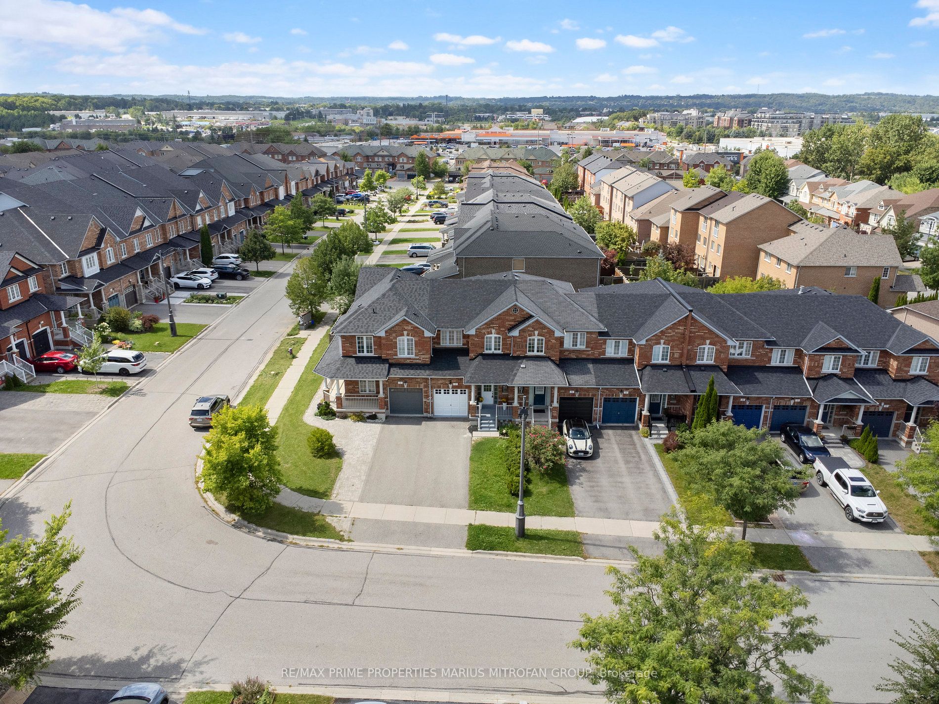 80 Barr Crescent