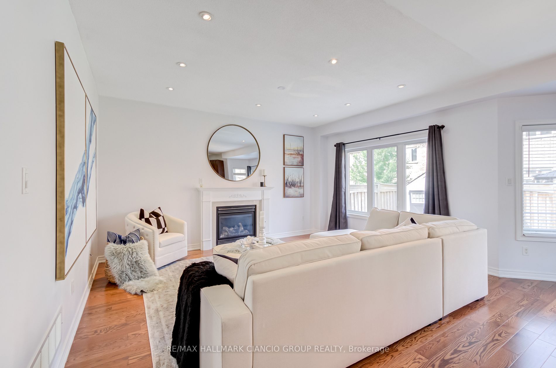 50 Bartsview Circ