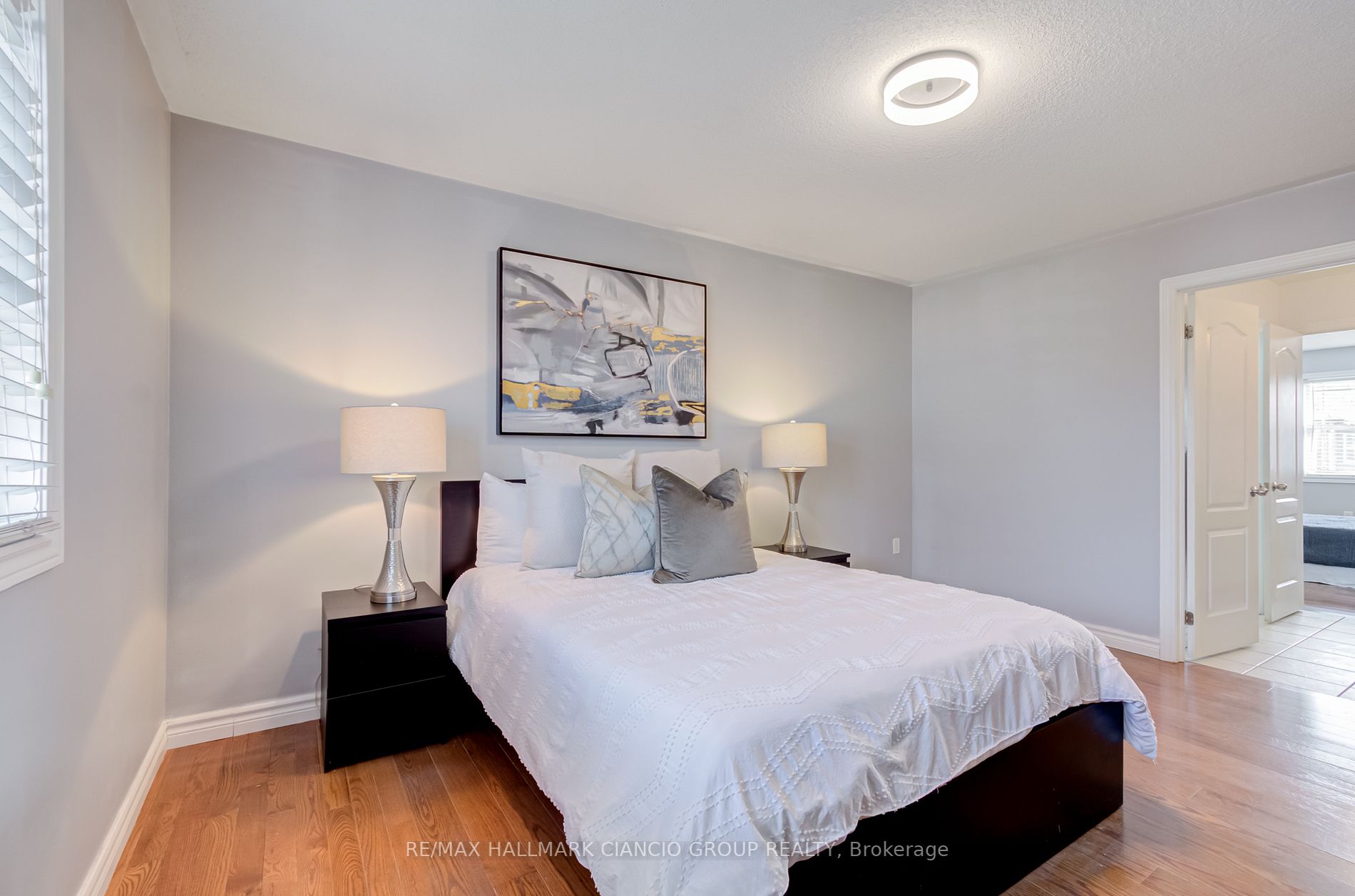 50 Bartsview Circ