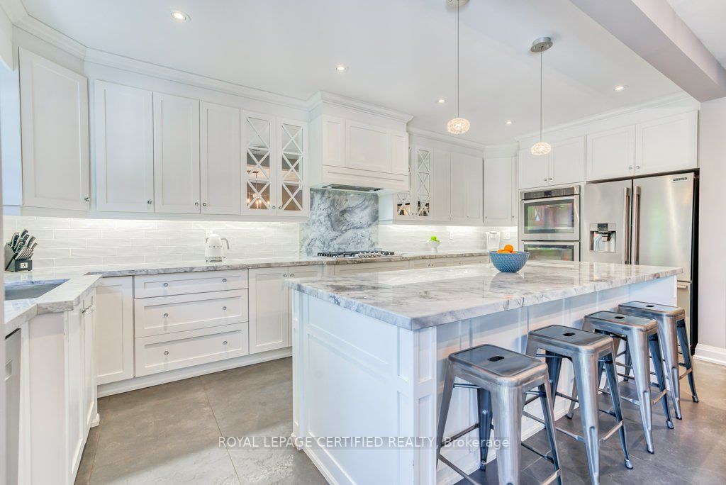 97 Gardiner Drive