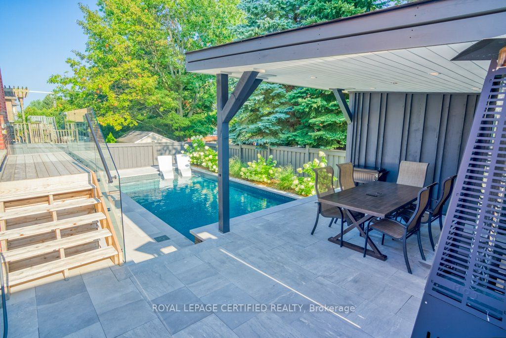 97 Gardiner Drive