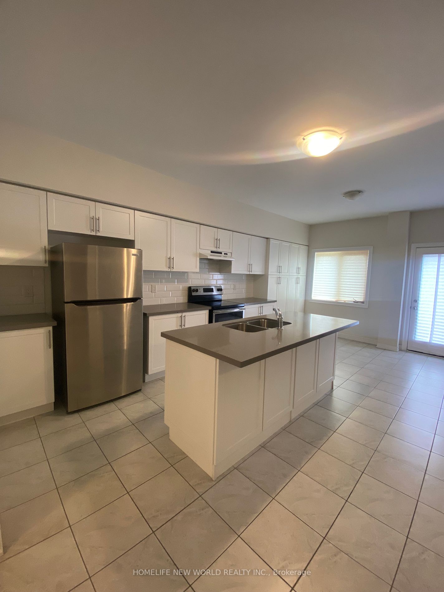 75 Knapton Dr