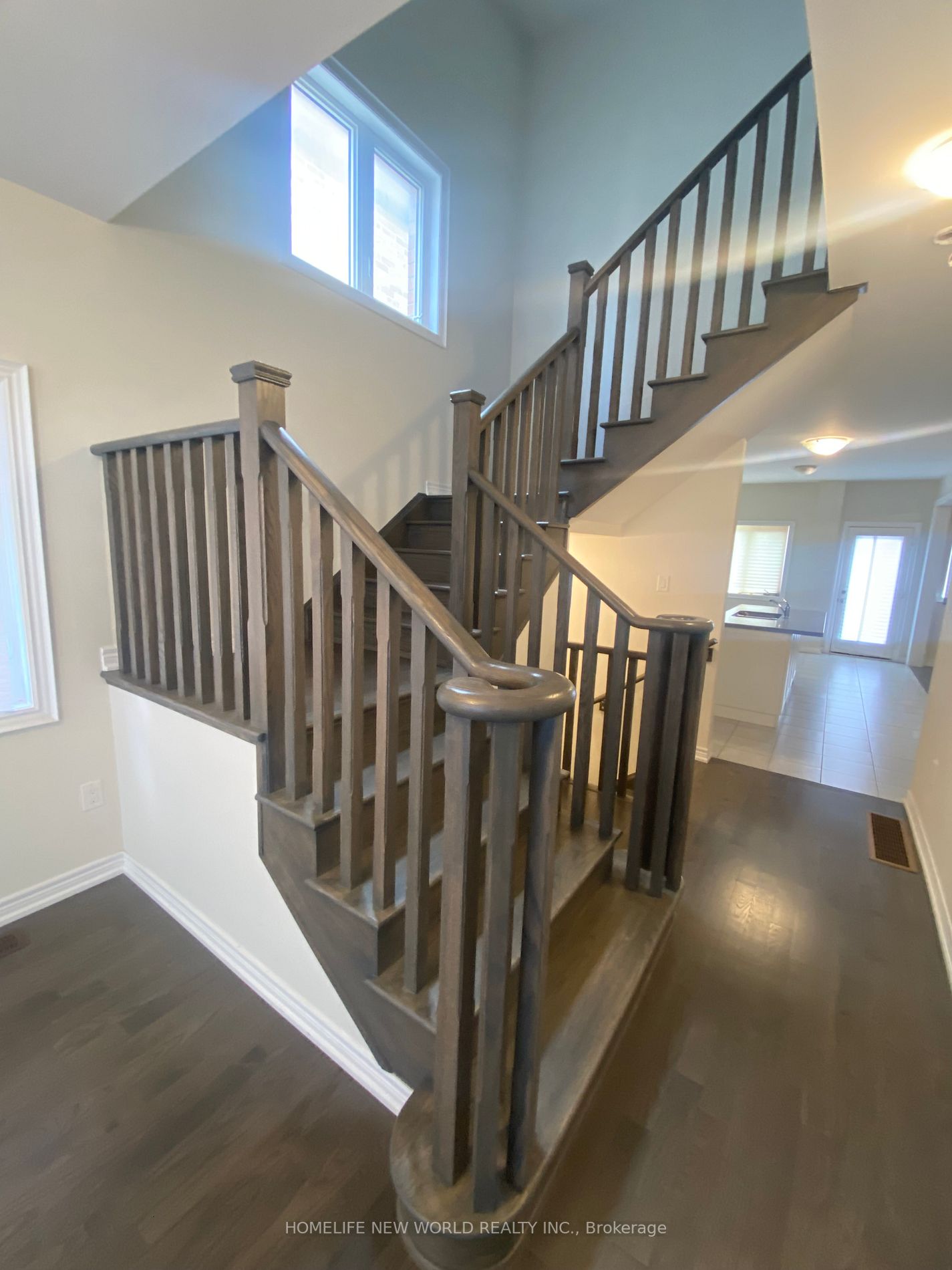 75 Knapton Dr