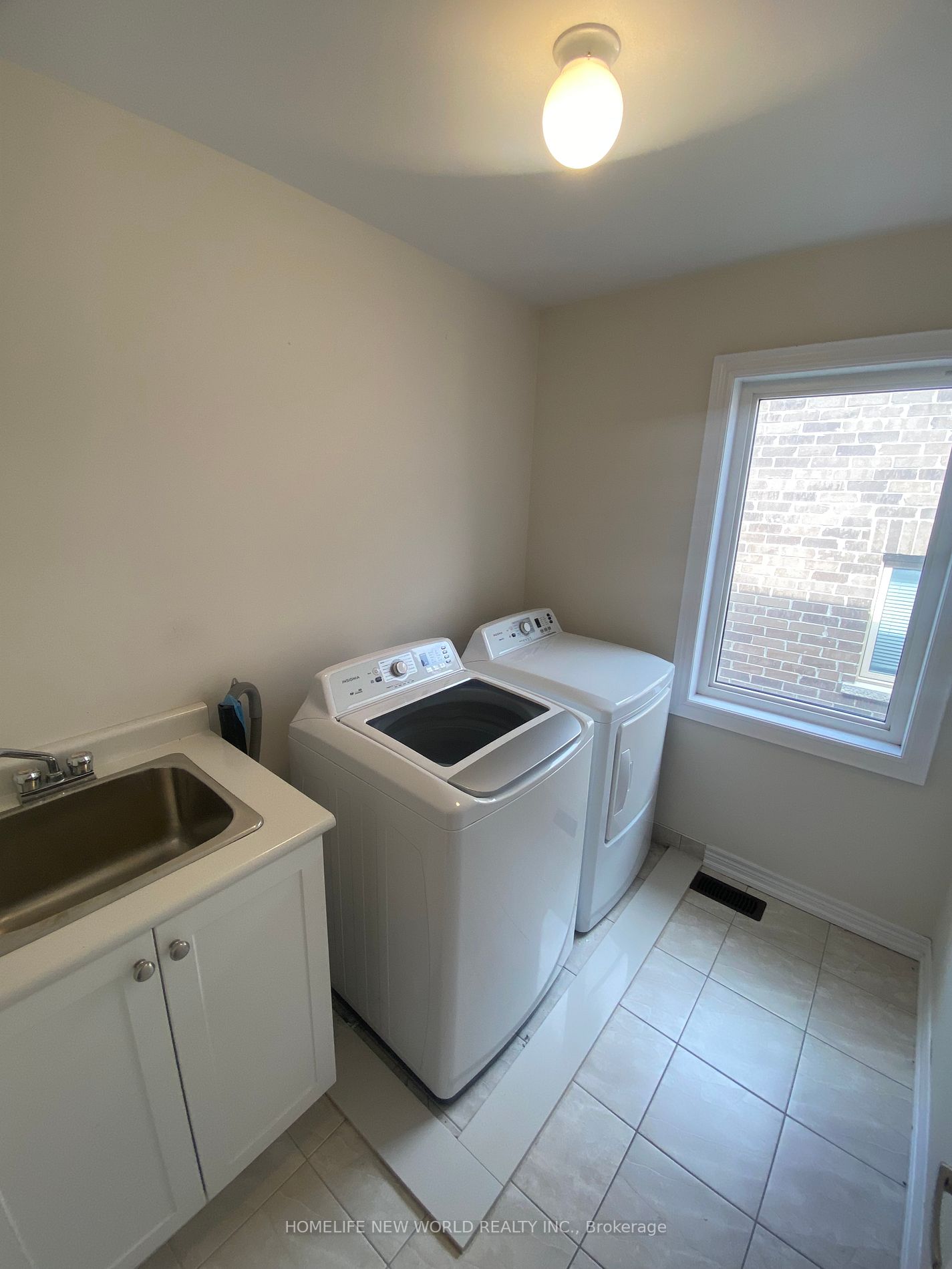 75 Knapton Dr