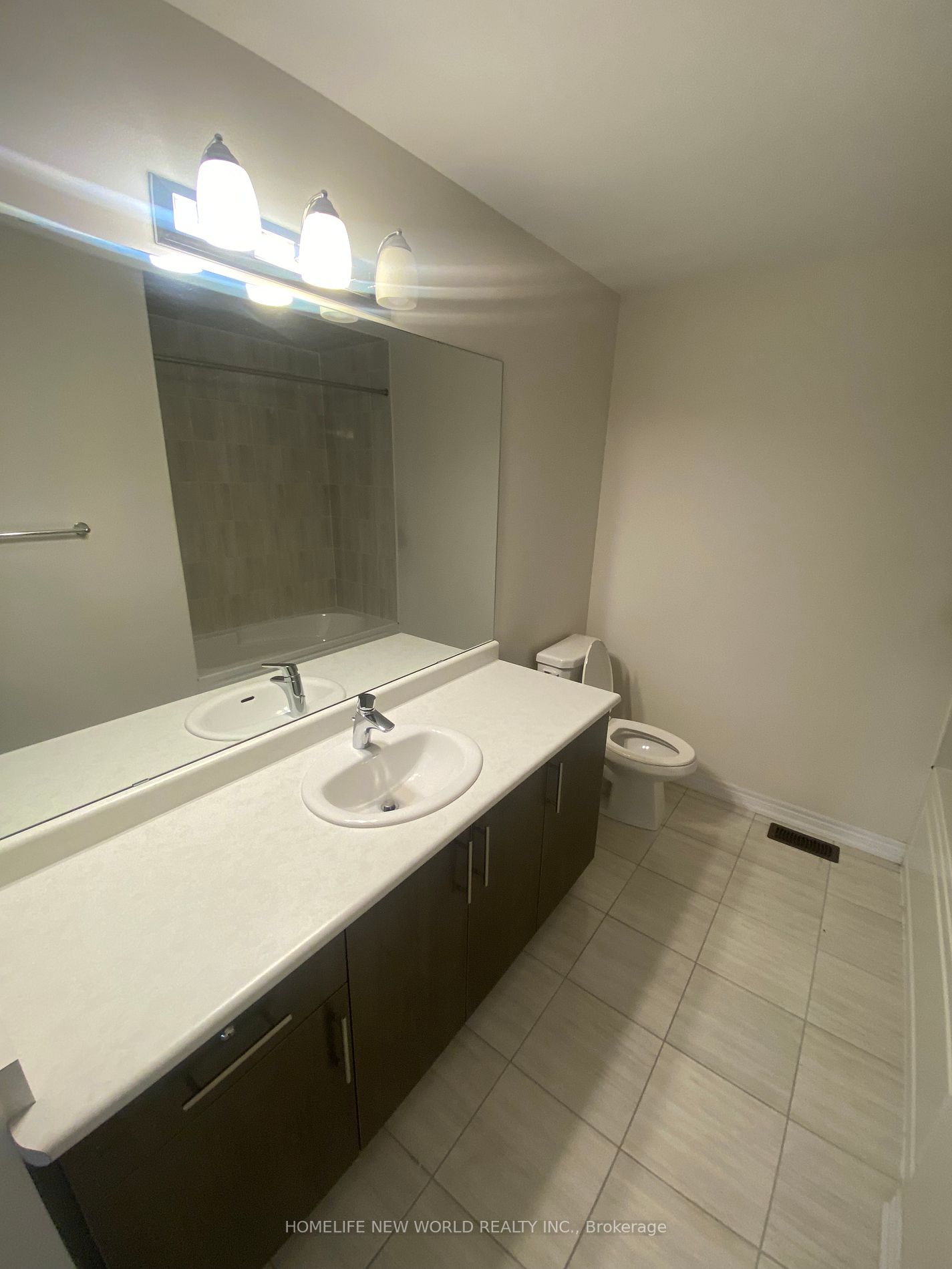 75 Knapton Dr