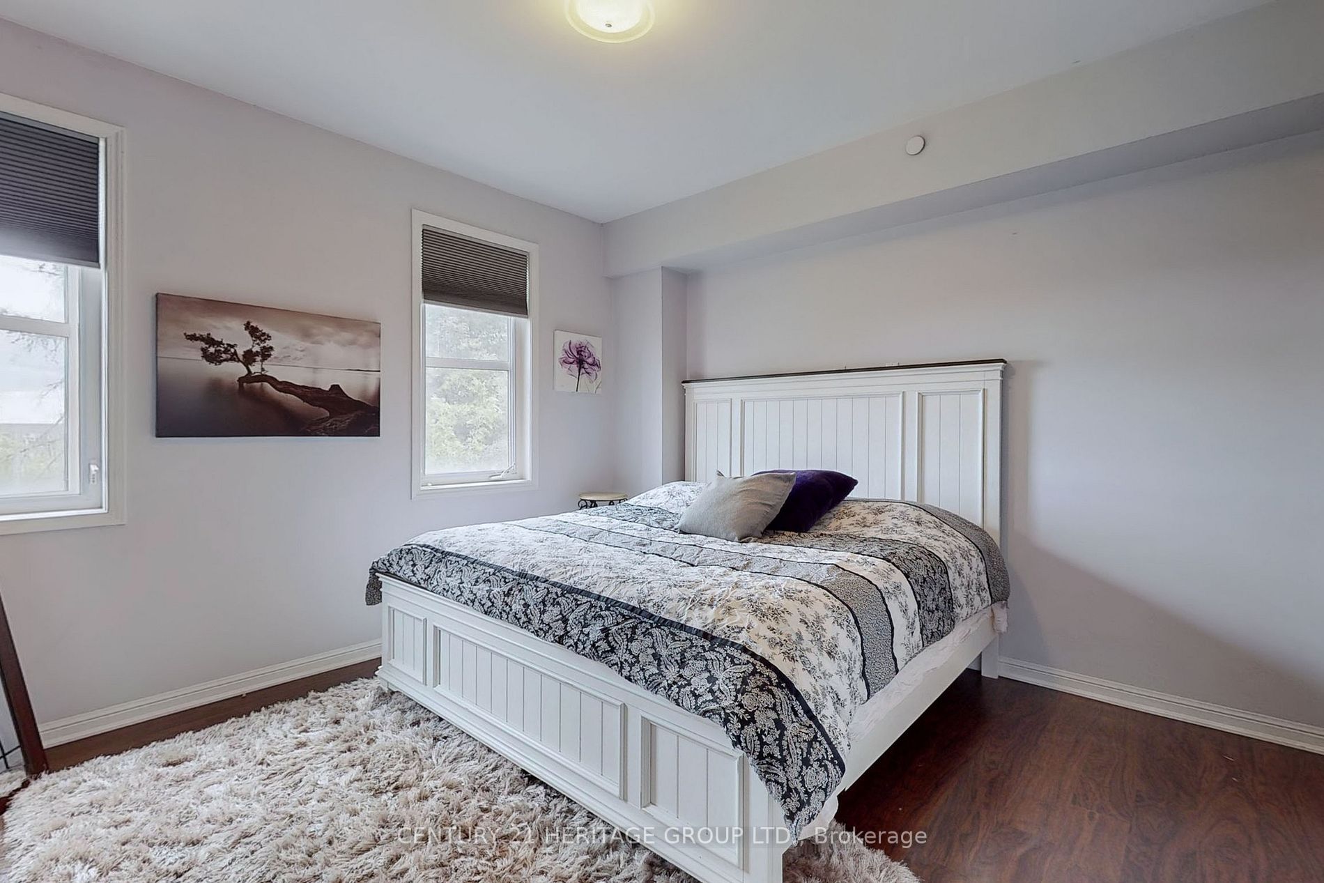 9589 Keele St, #206
