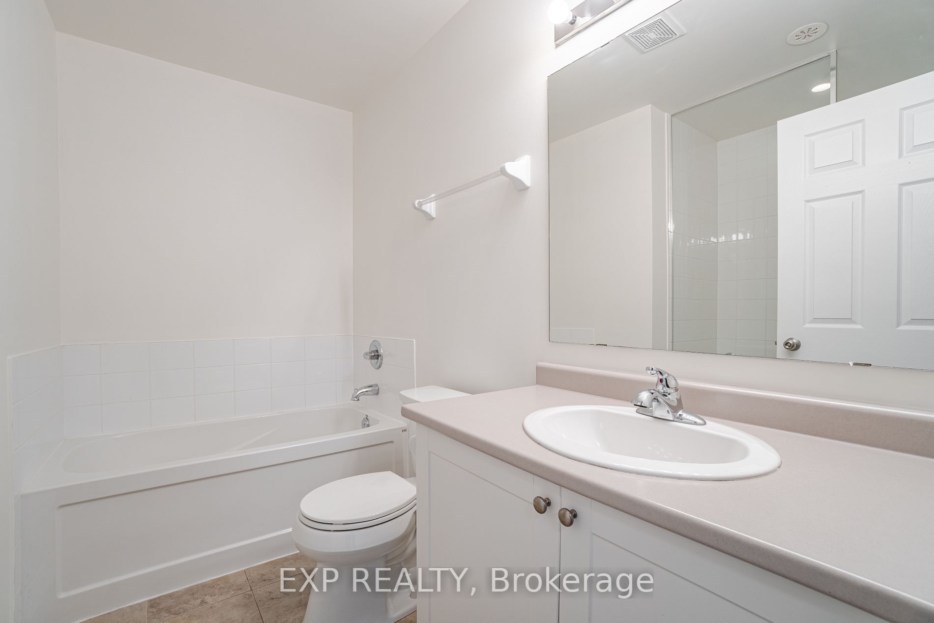 26 Harry Penrose Avenue, #26