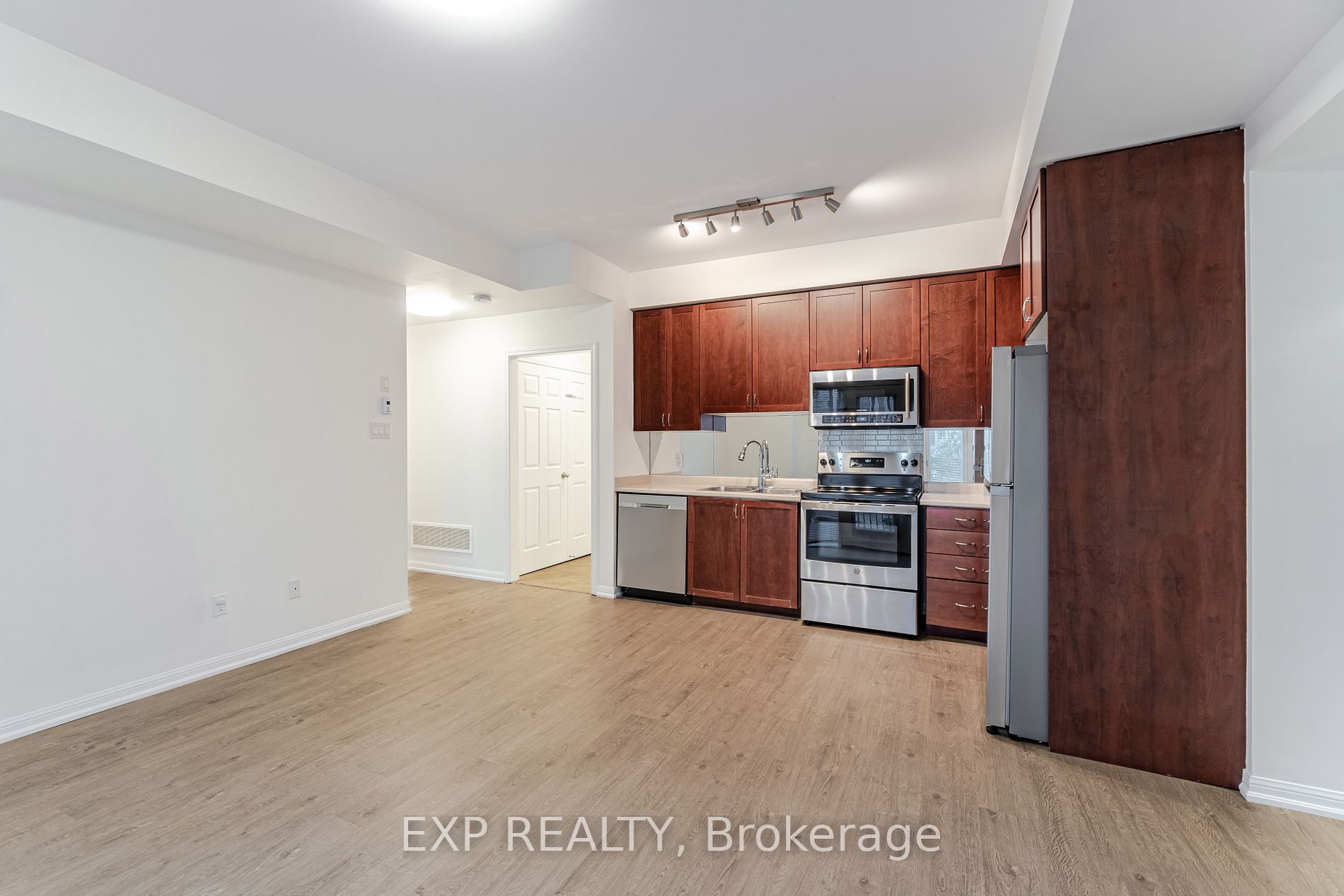 26 Harry Penrose Avenue, #26
