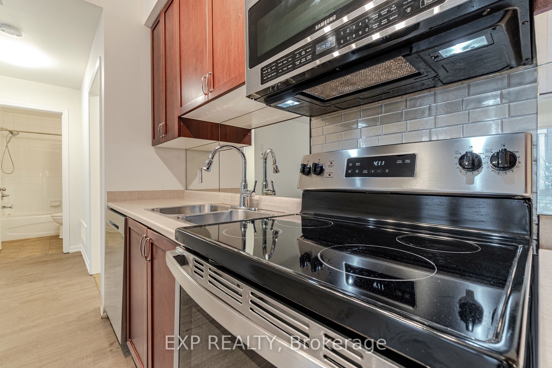 26 Harry Penrose Avenue, #26