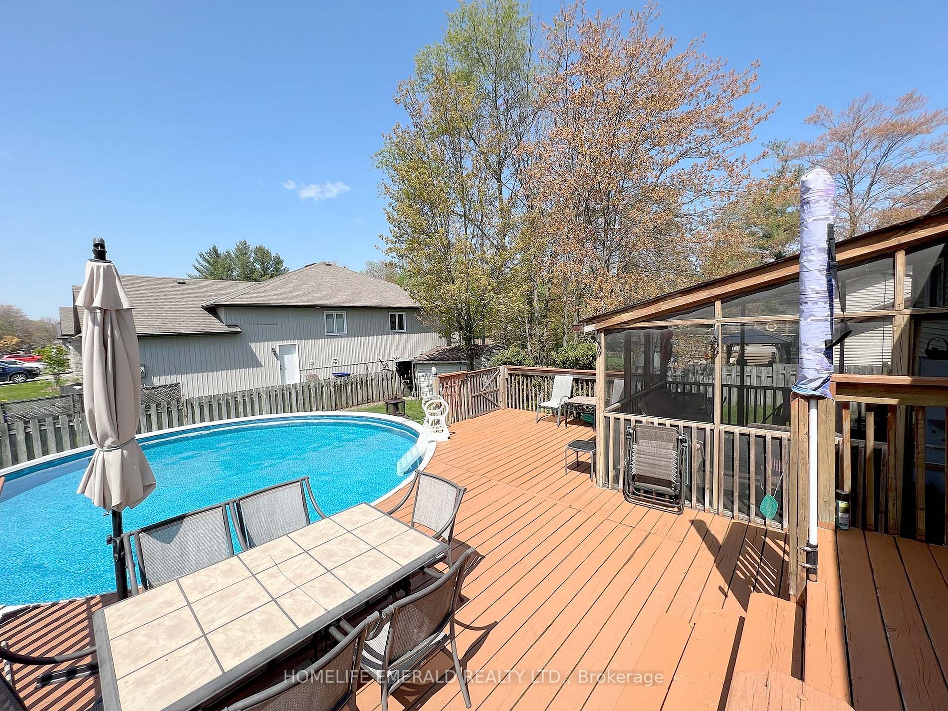 25 Pridham Crescent