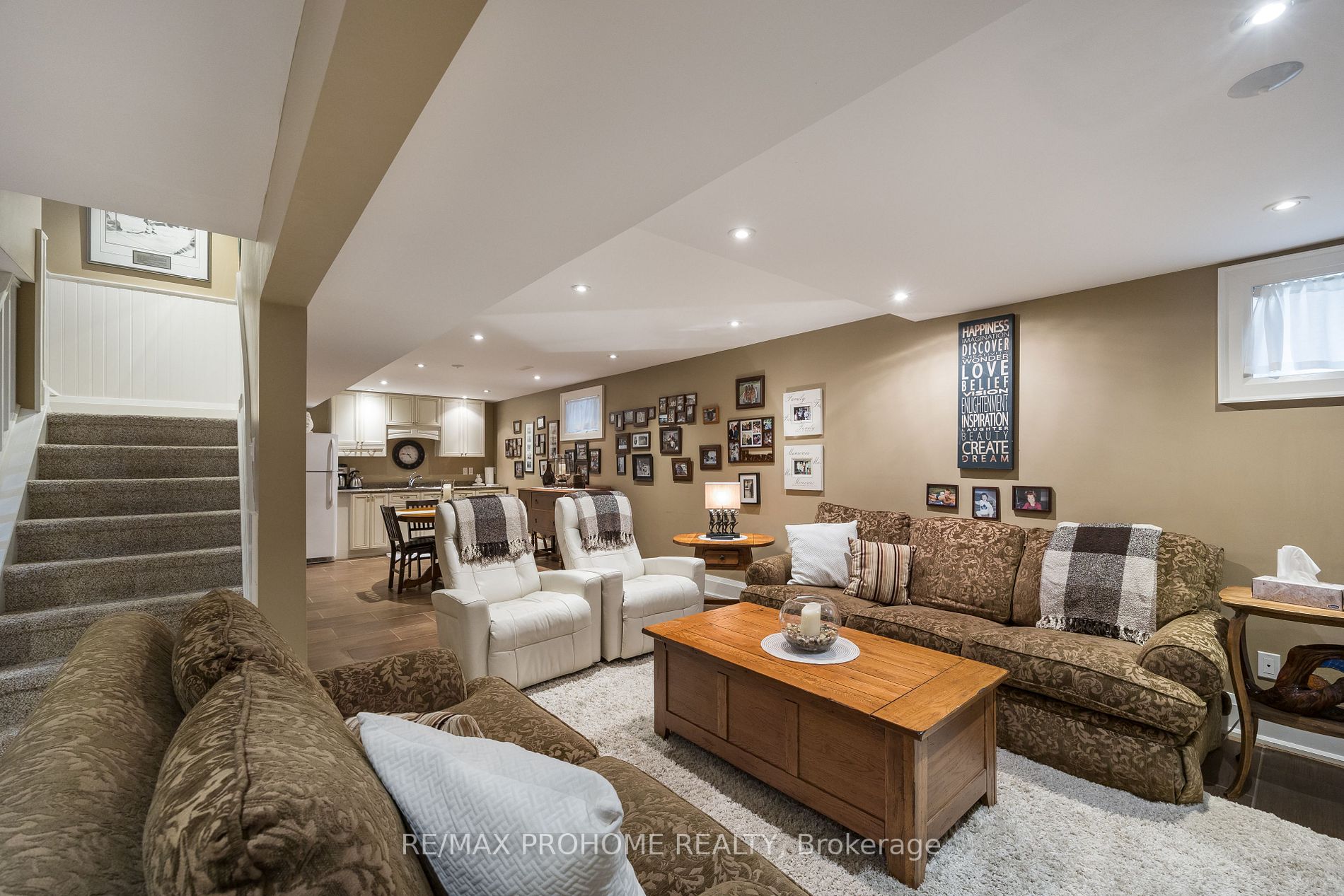 42 Foundry Cres