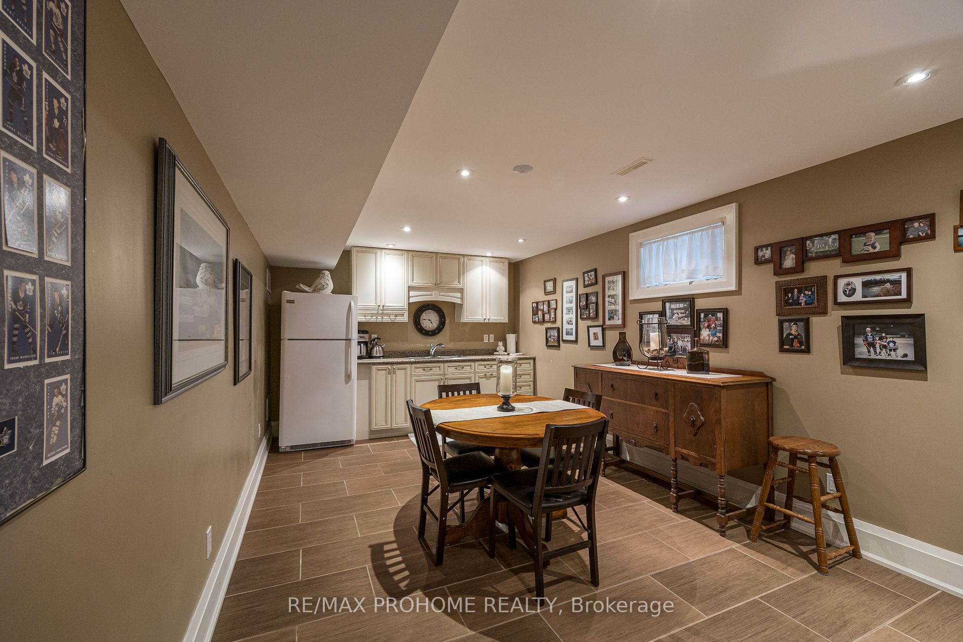 42 Foundry Cres