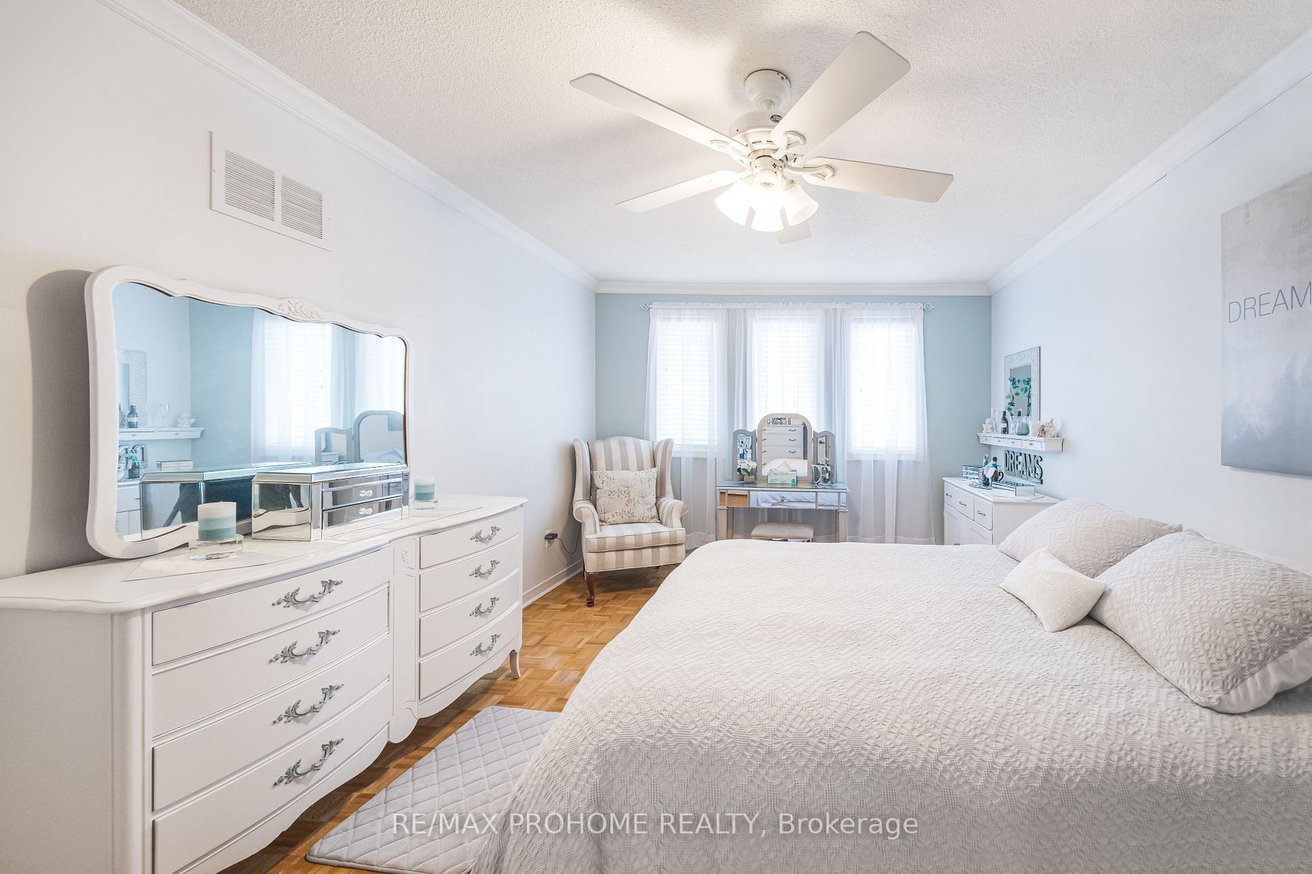 42 Foundry Cres